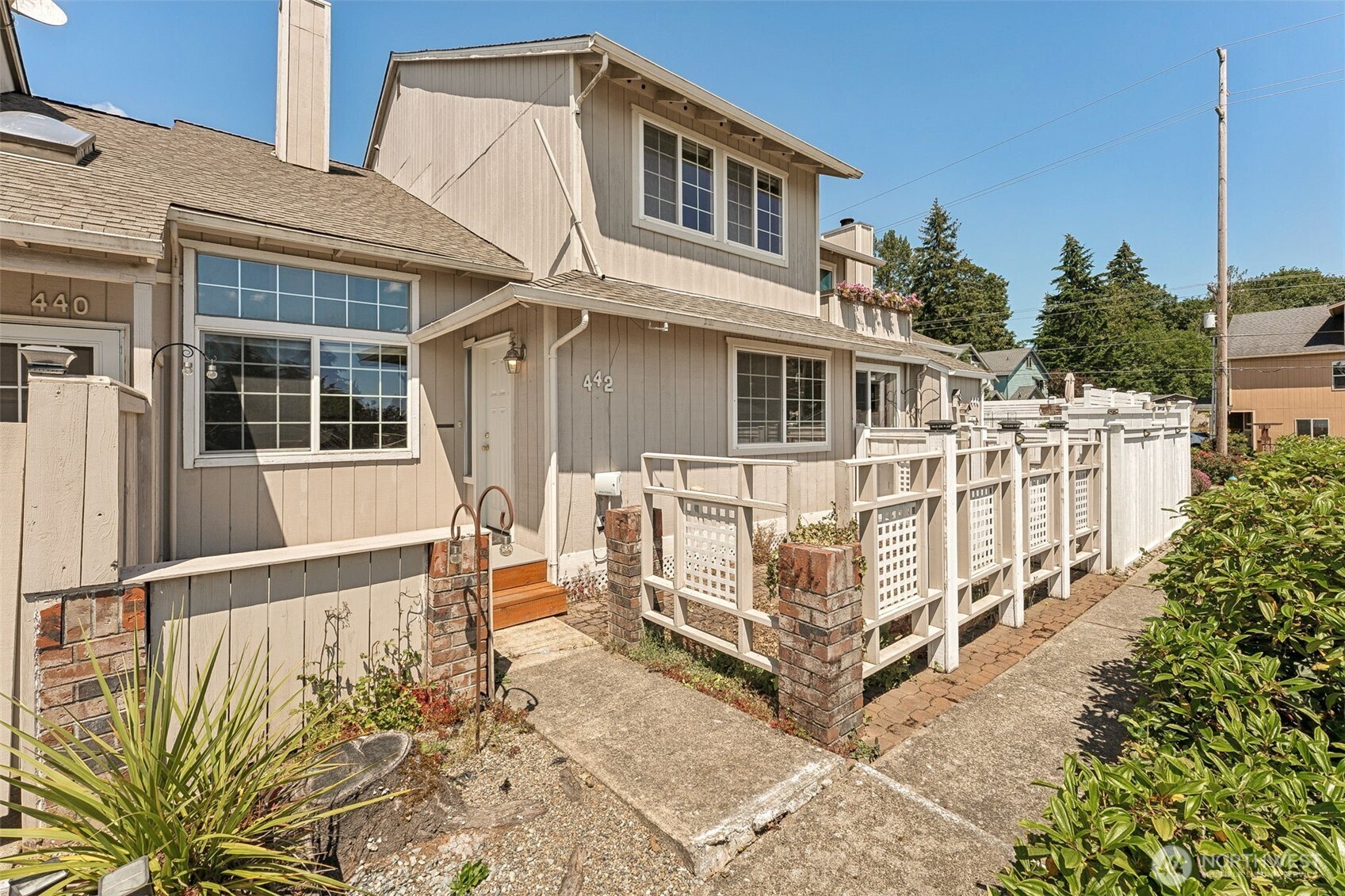 442 E 31st Street #D3