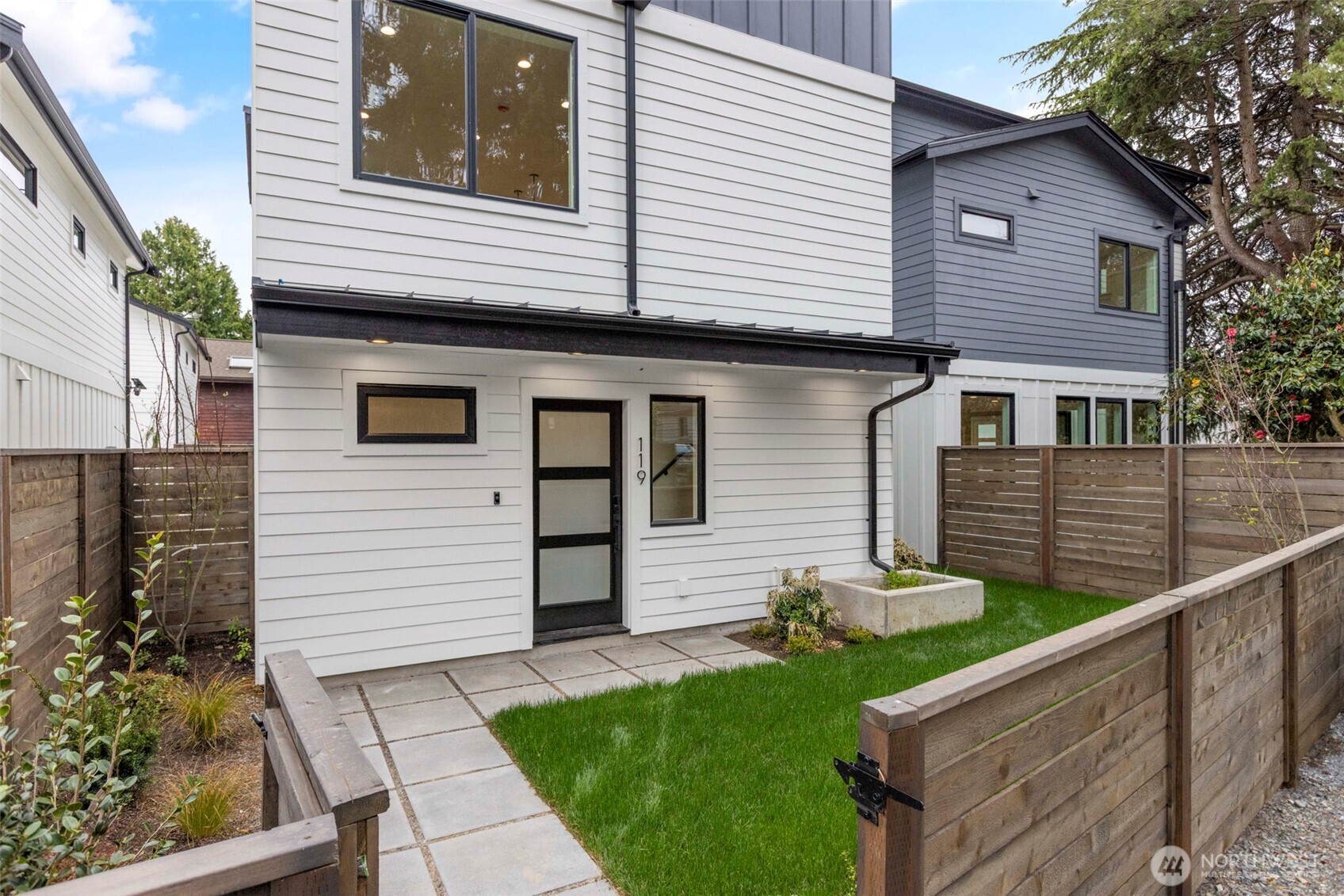 119 NW 112th Street, Seattle, WA 98177, photo 2 of 29