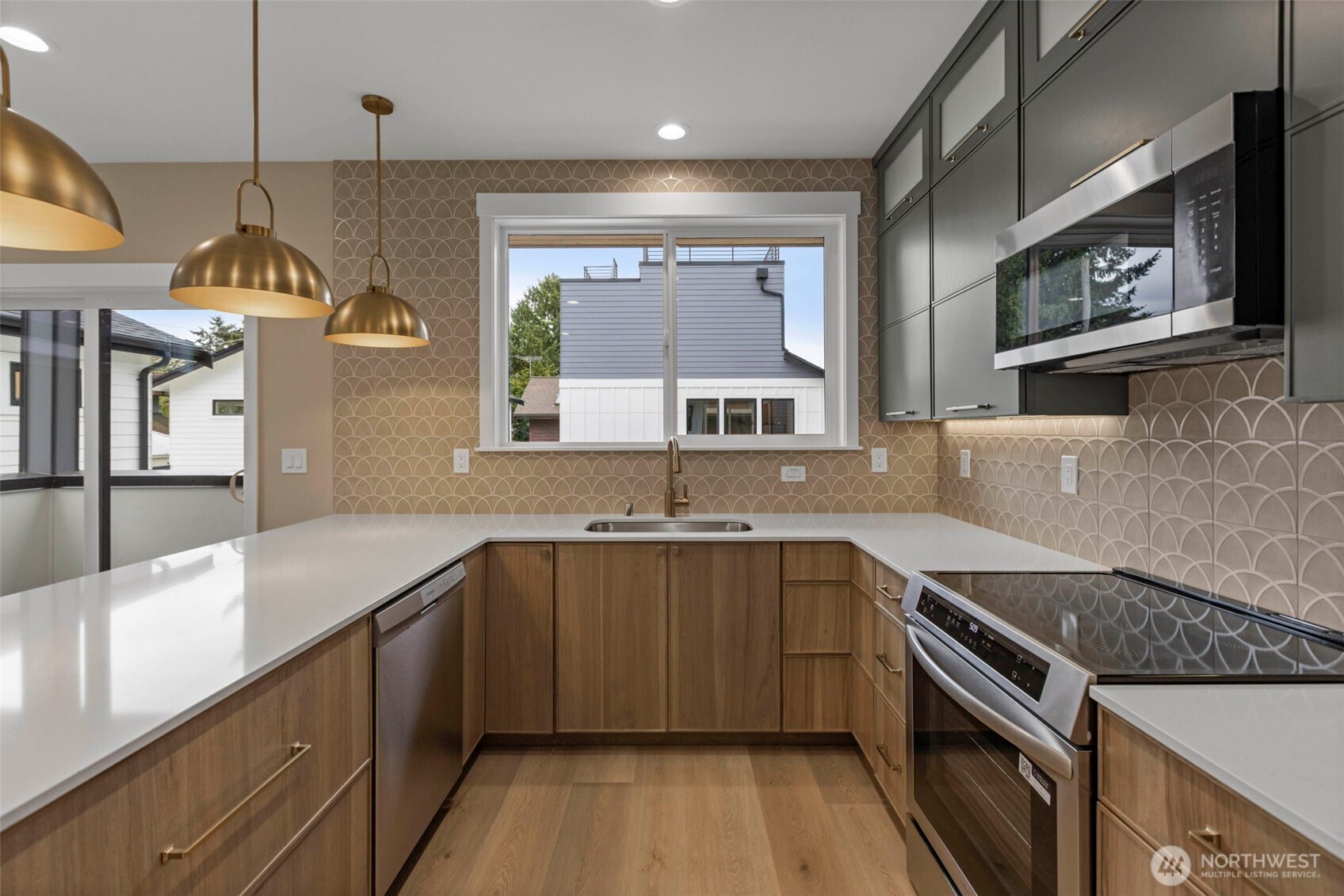 119 NW 112th Street, Seattle, WA 98177, photo 5 of 29