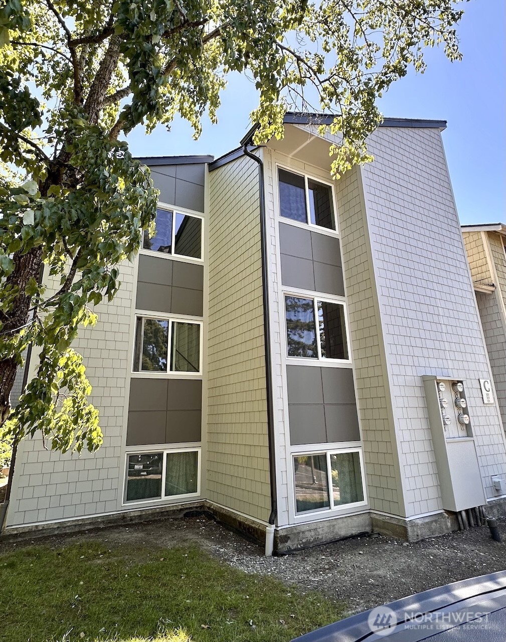 2020 Grant Avenue S #C301