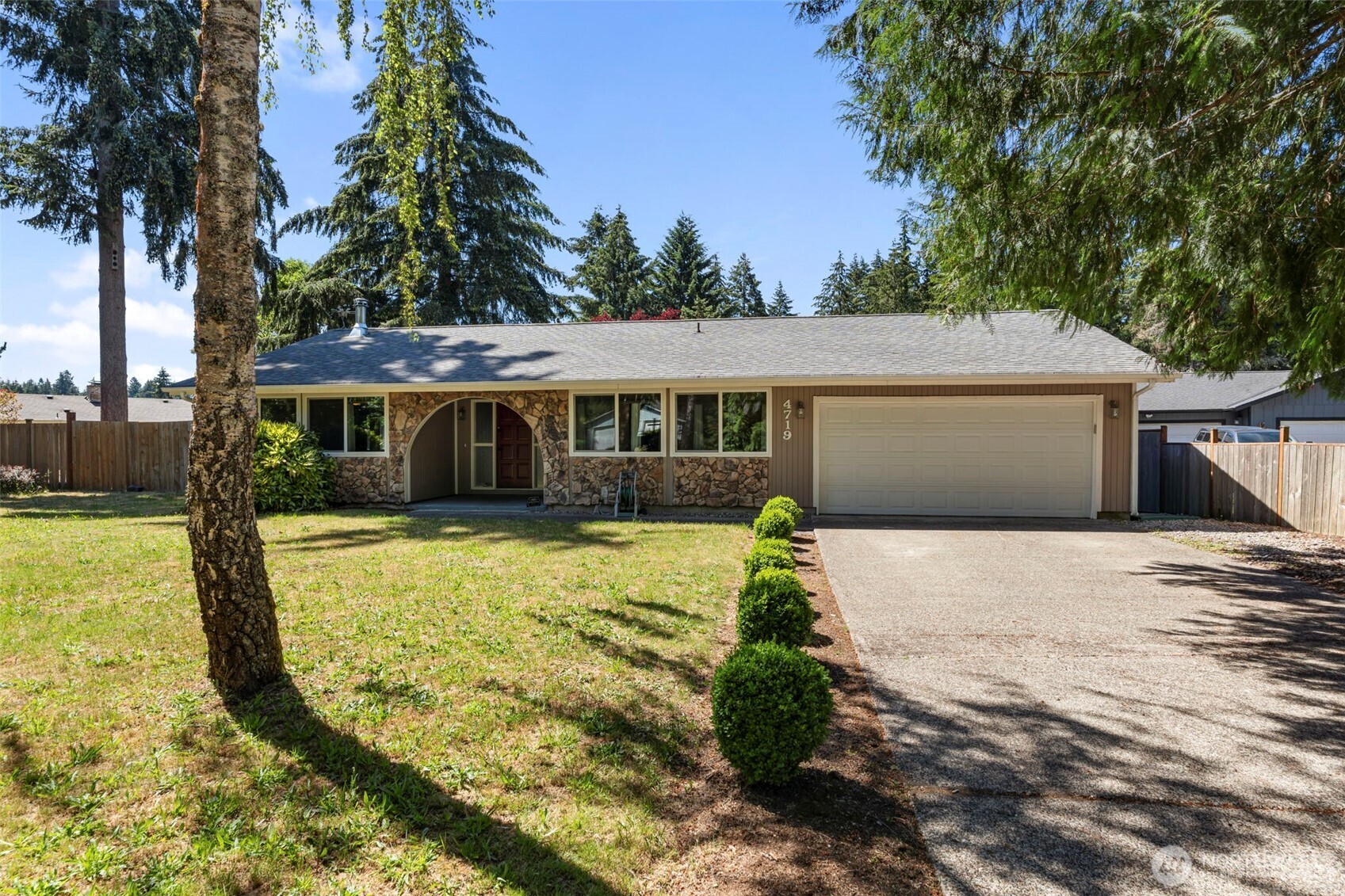 4719 Ridgemont Court SE, Olympia, WA 98513, photo 2 of 2