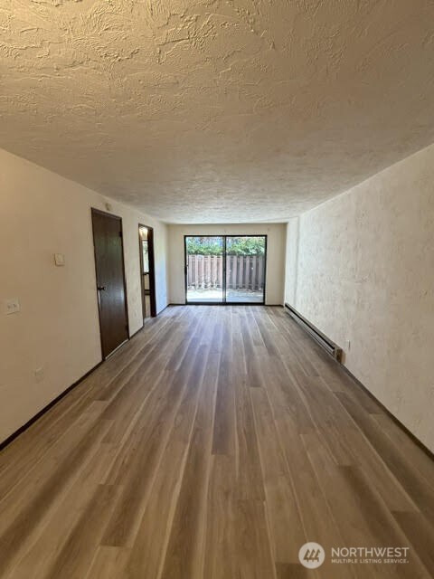 2100 N 106th Street #104, Seattle, WA 98133, photo 2 of 13