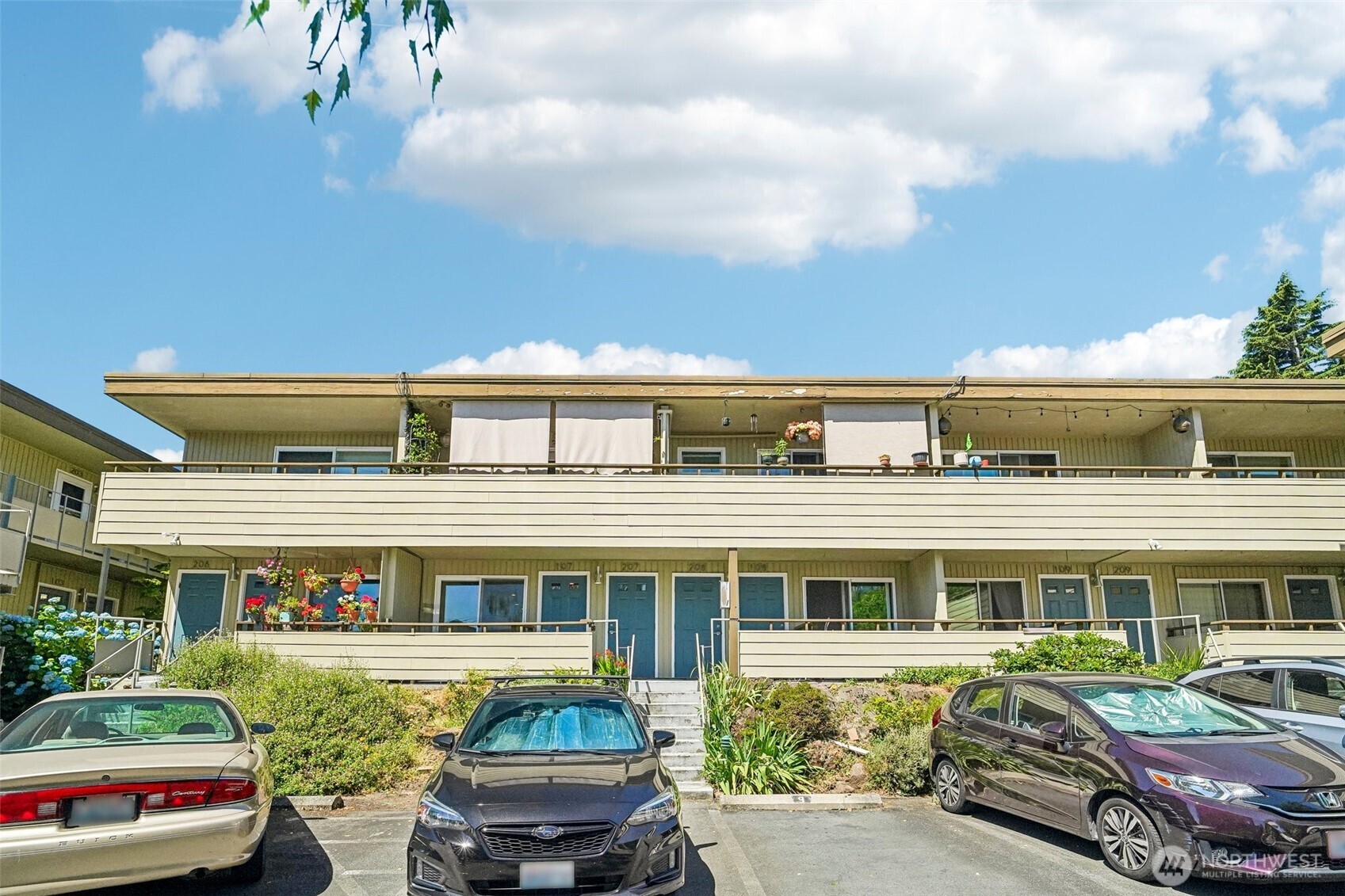 901 5th Avenue N #107, Seattle, WA 98109, photo 4 of 16