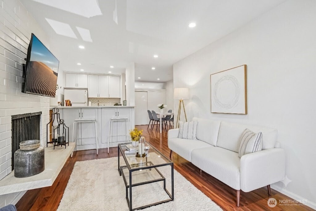901 5th Avenue N #107