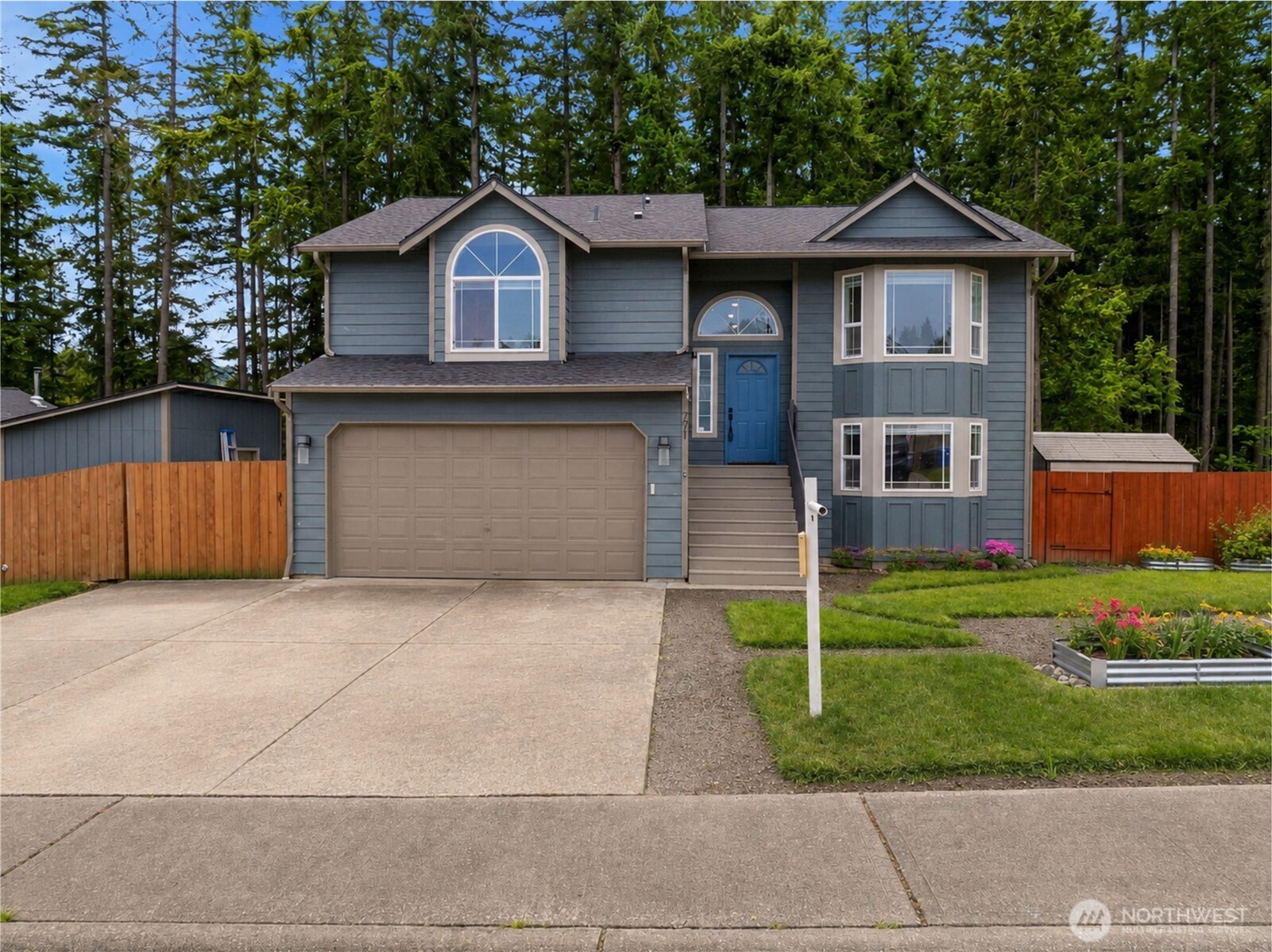 771 Carriage Court, Eatonville, WA 98328, photo 2 of 4