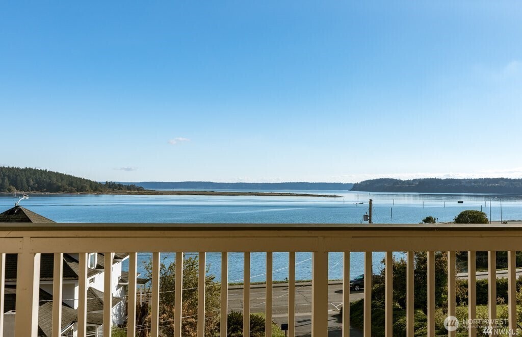 1199 SE 9TH Avenue #304