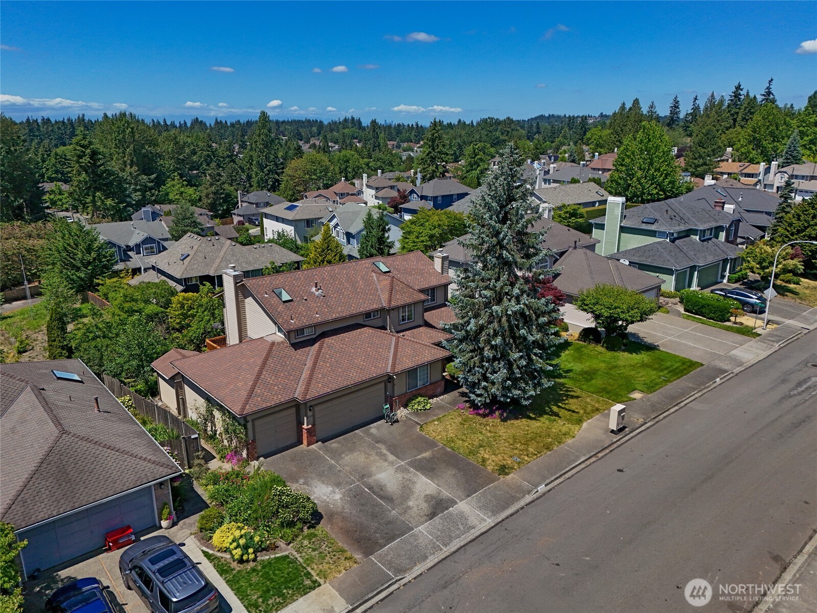 1529 Ilwaco Avenue NE