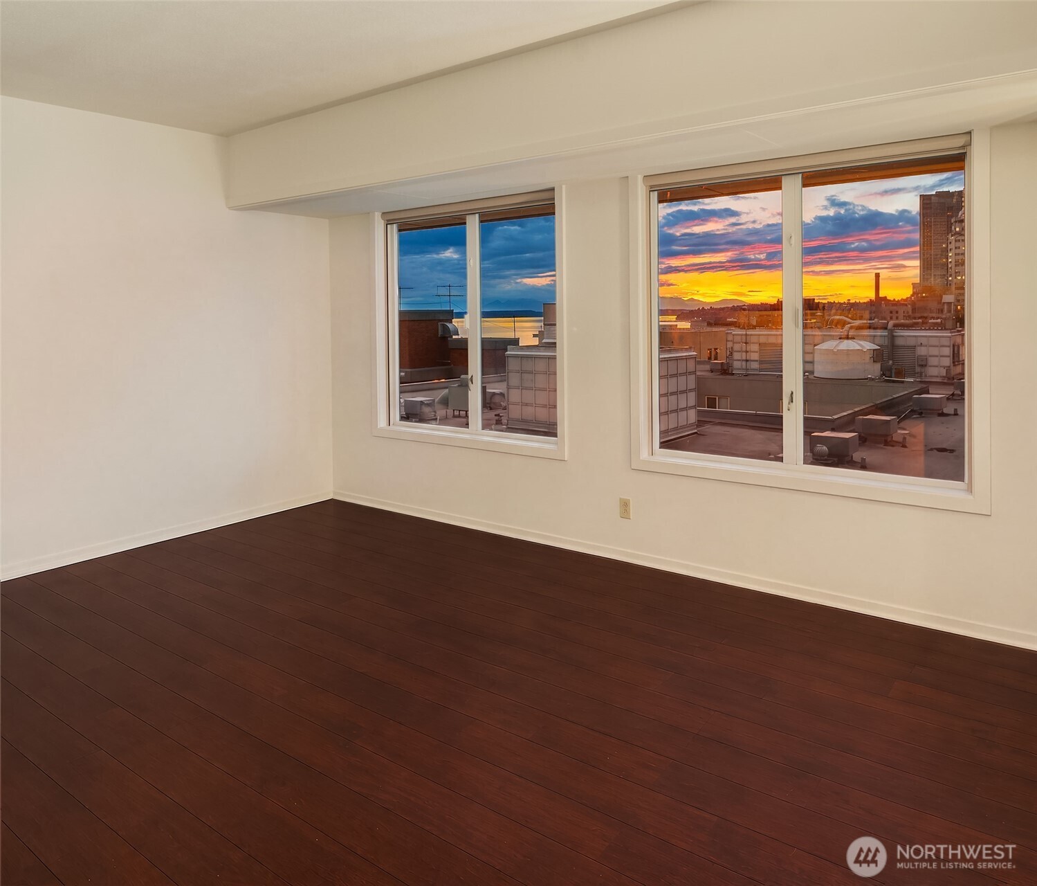 98 Union Street #810