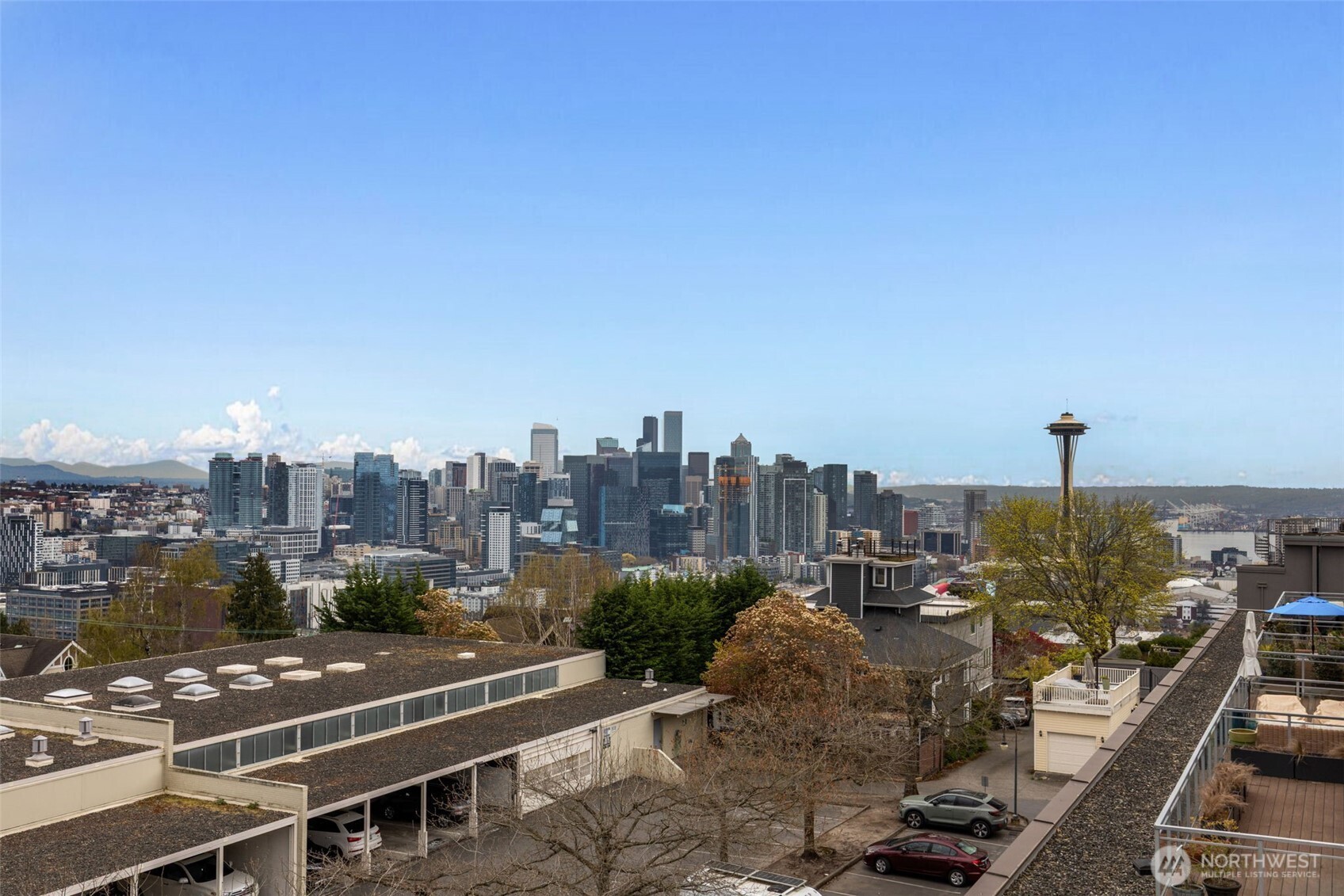 201 Galer Street #436, Seattle, WA 98109, photo 3 of 34