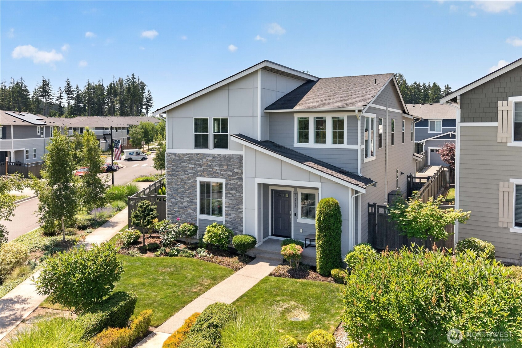 32831 Ten Trails Parkway SE, Black Diamond, WA 98010, photo 2 of 2