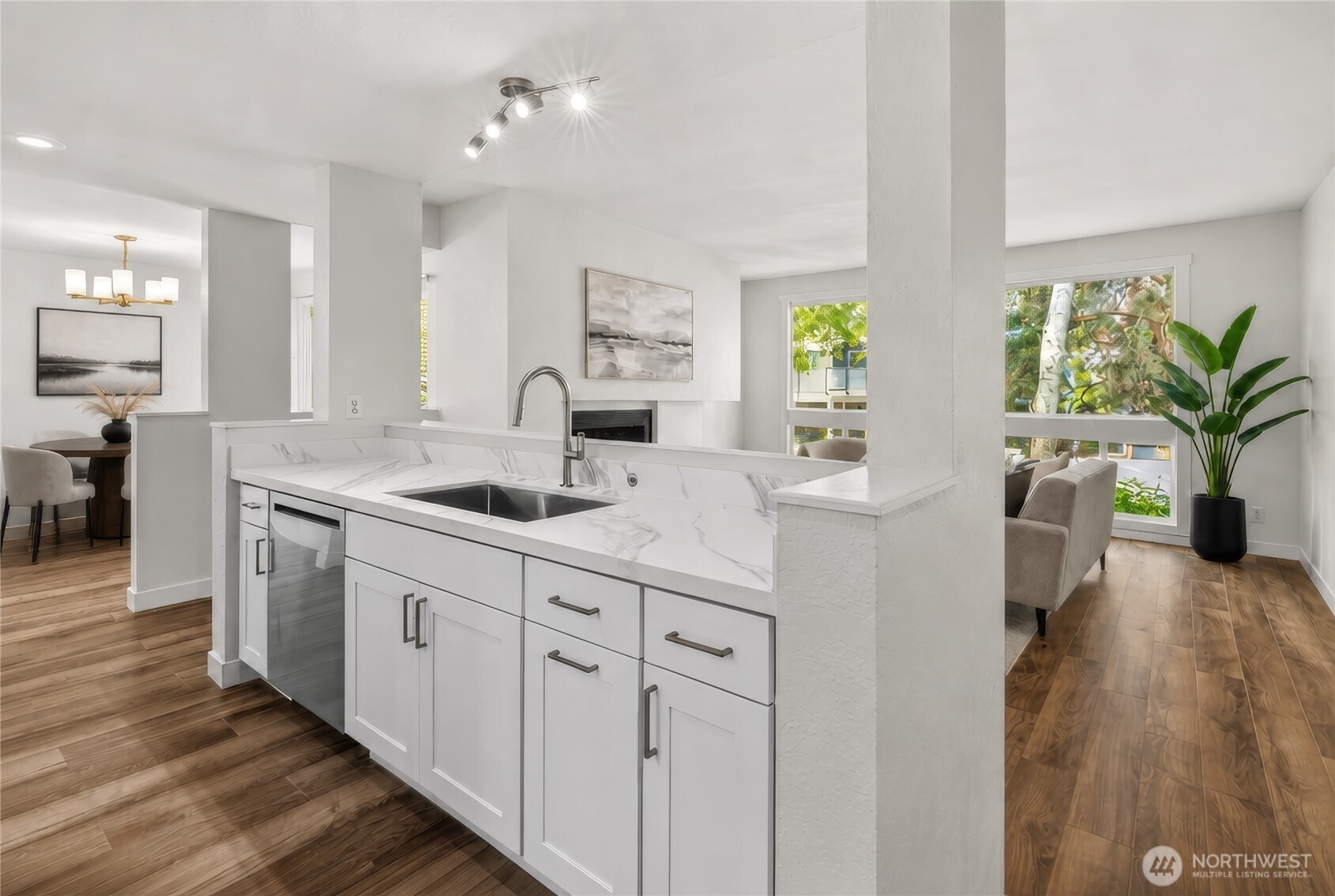3710 26th Place W #405, Seattle, WA 98199, photo 5 of 24