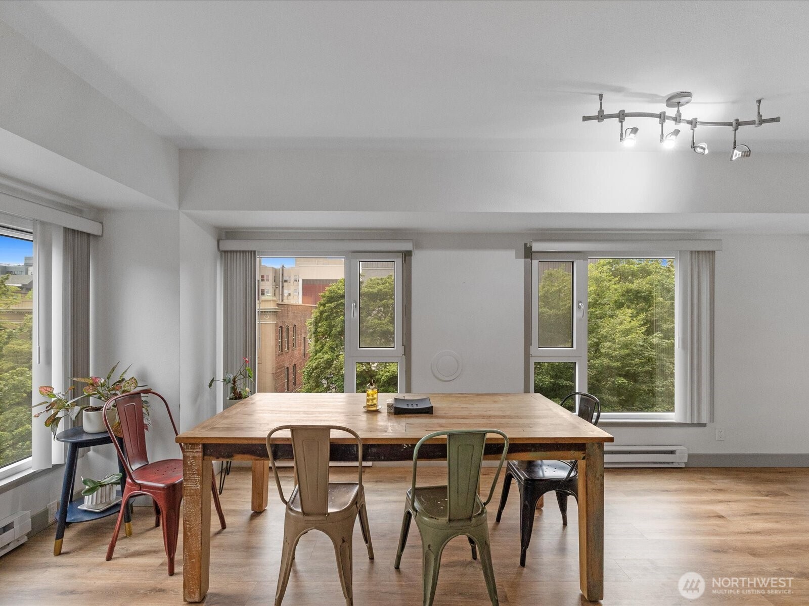 121 Vine Street #303, Seattle, WA 98121, photo 5 of 37