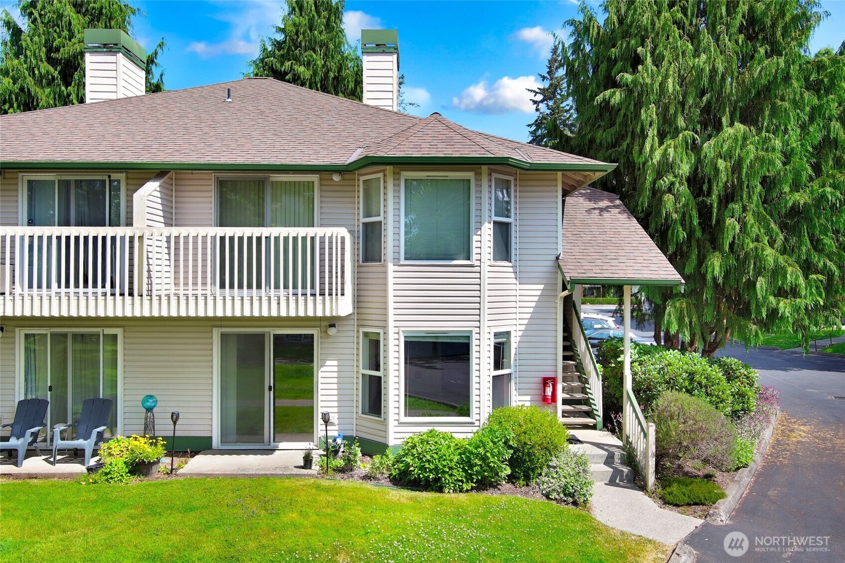 303 9th Street #13