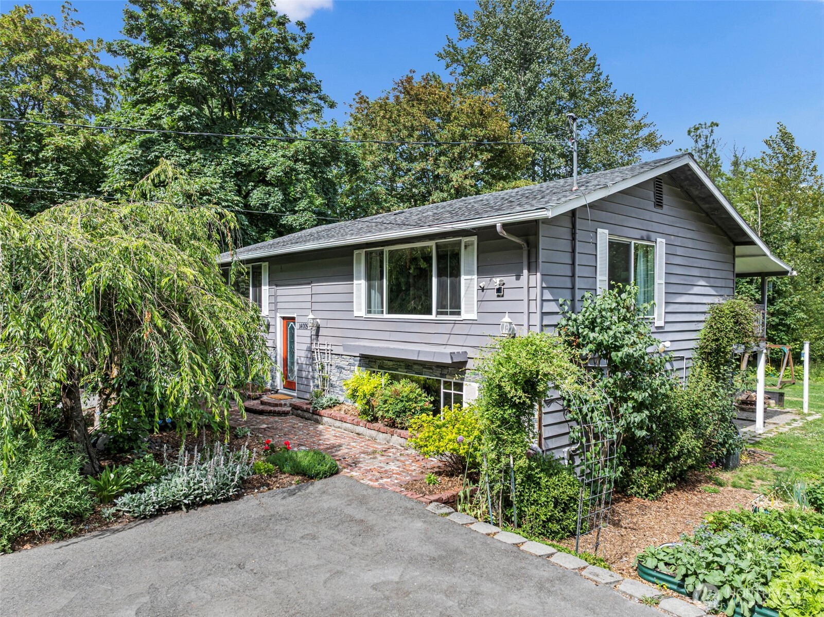 14005 51st Avenue E, Tacoma, WA 98446, photo 2 of 5