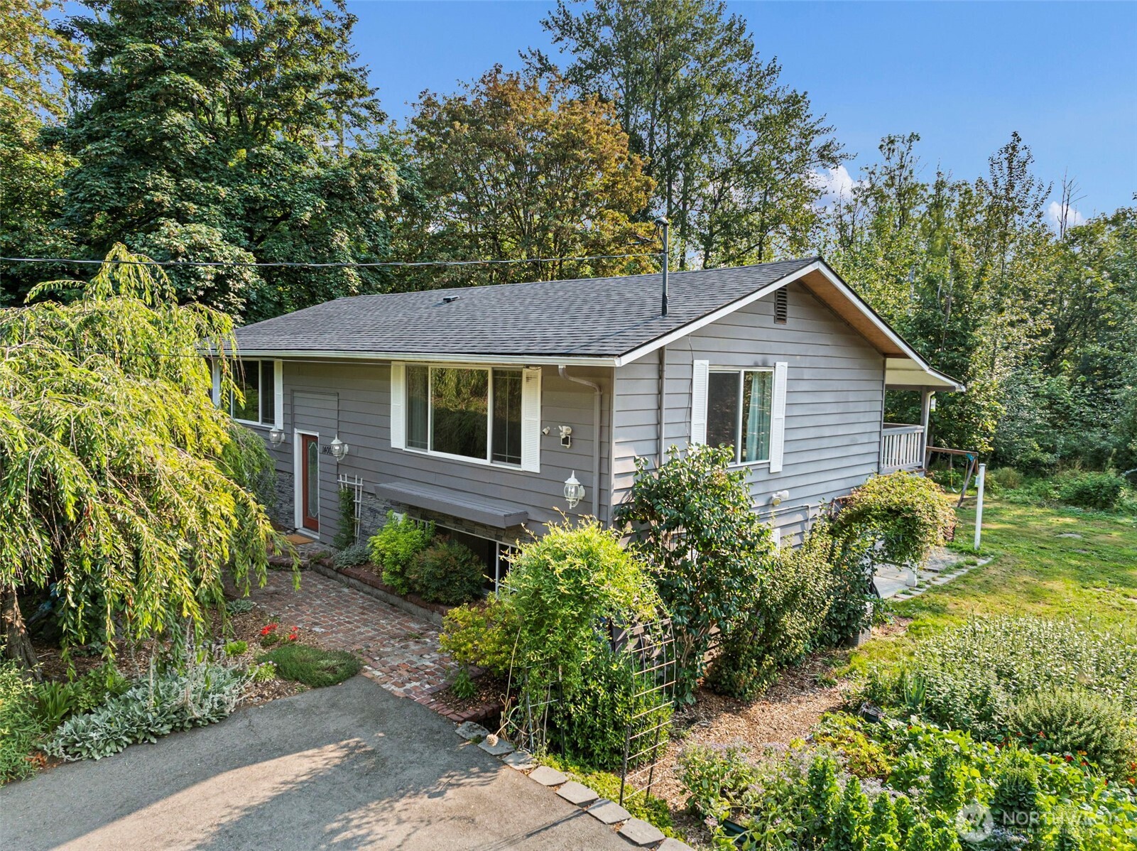 14005 51st Avenue E, Tacoma, WA 98446, photo 3 of 5