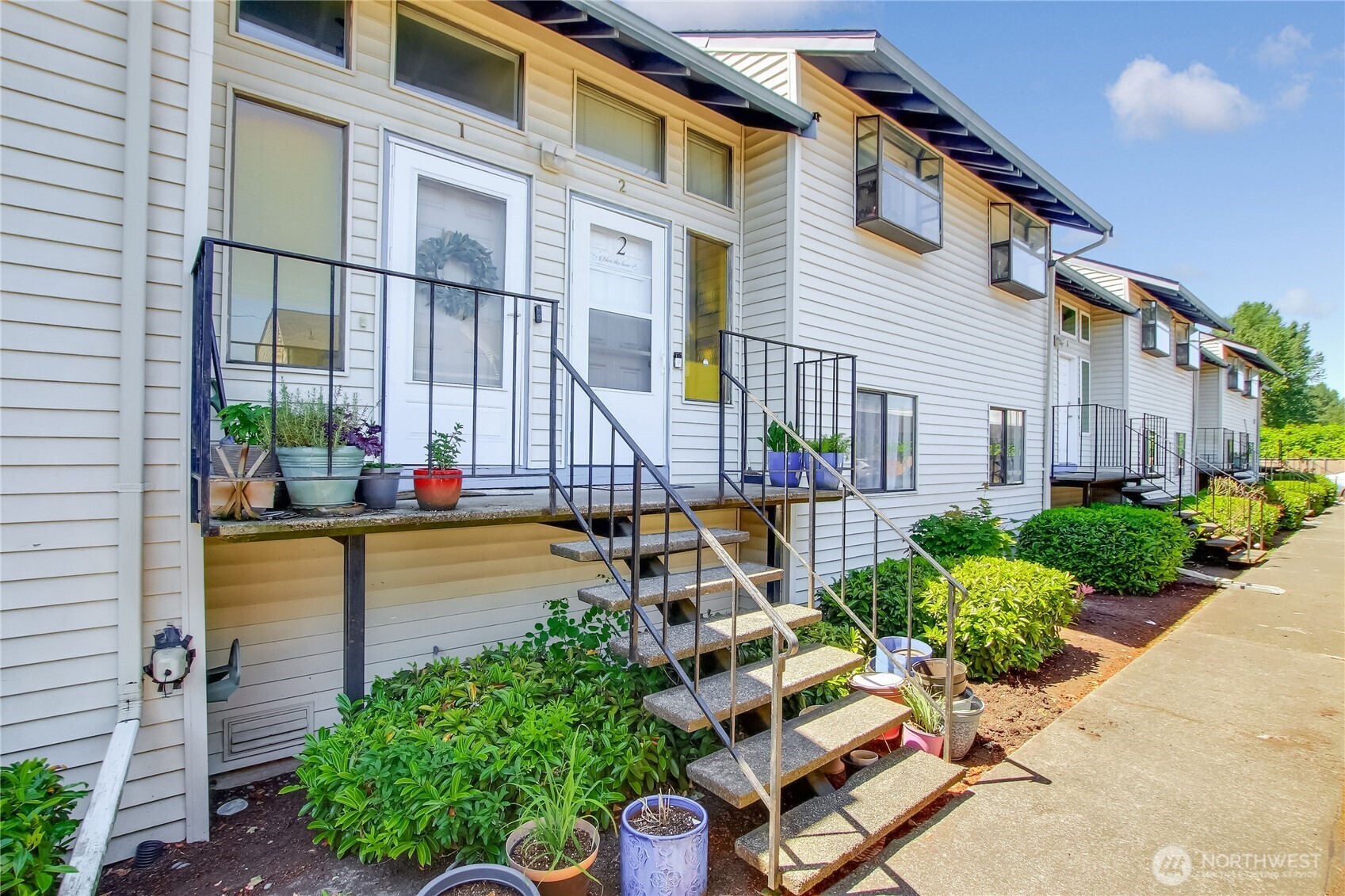1313 W James Street #2
