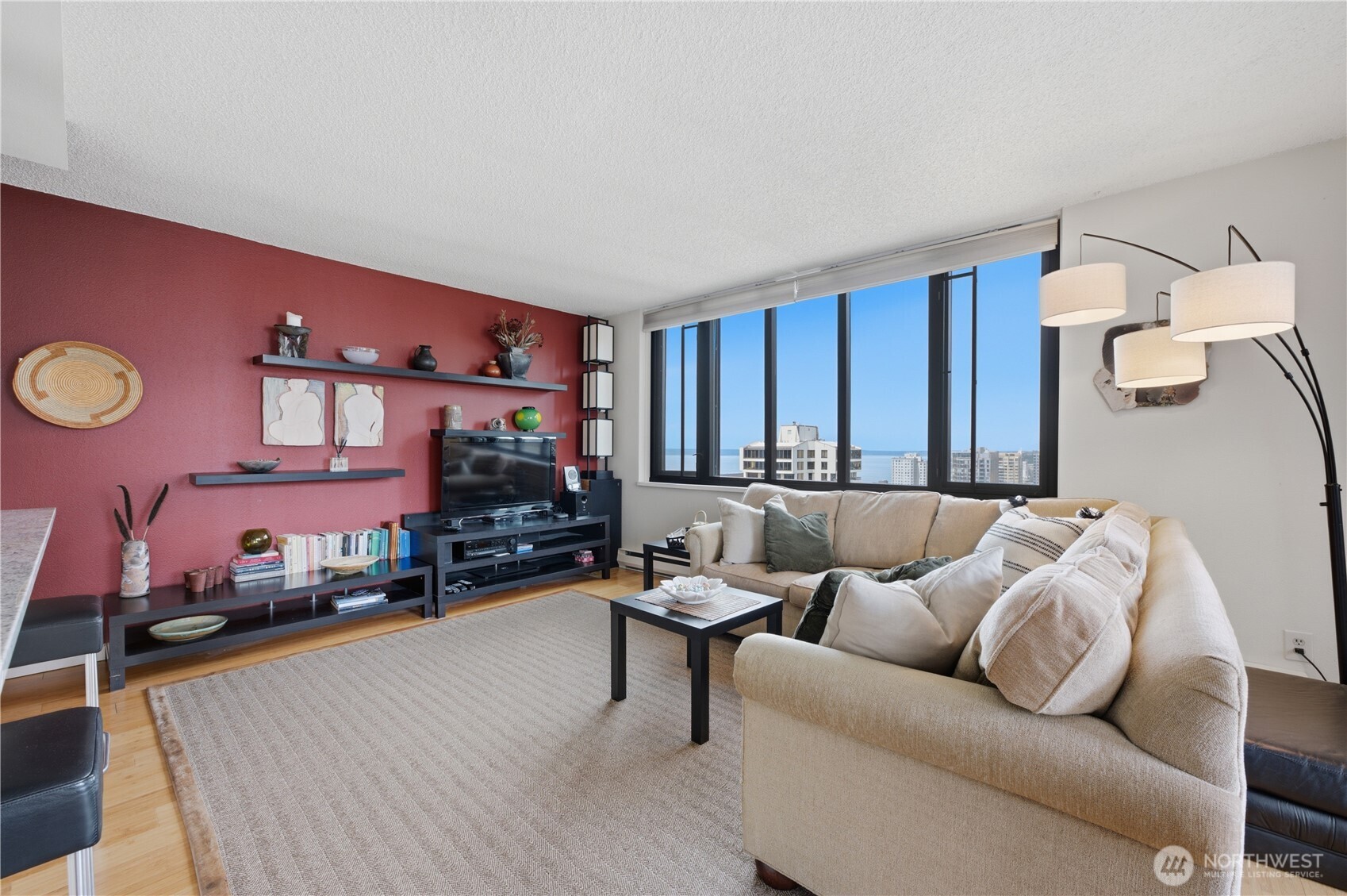 2100 3rd Avenue #2604, Seattle, WA 98121, photo 4 of 27