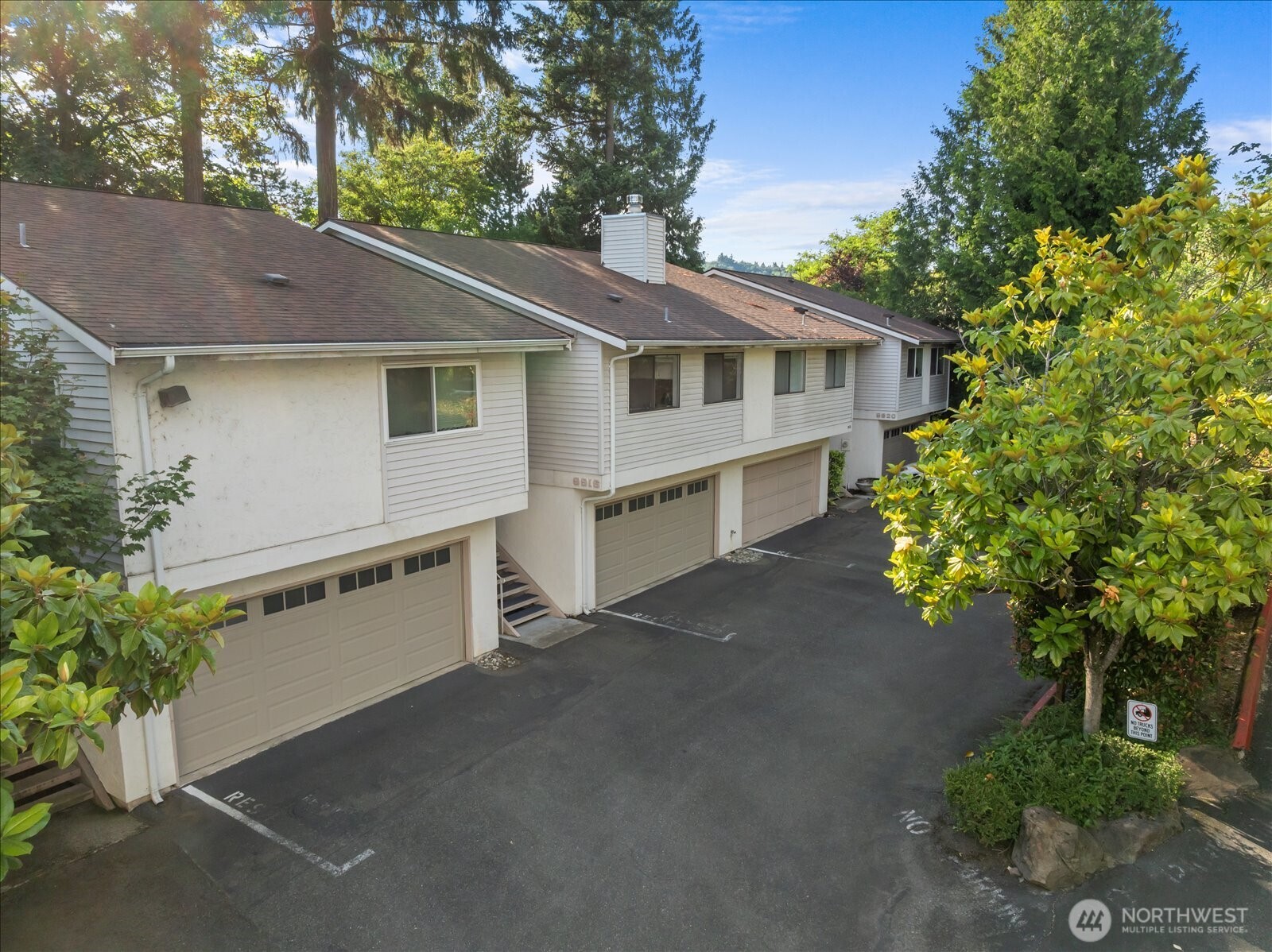 9916 NE 116th Street #202