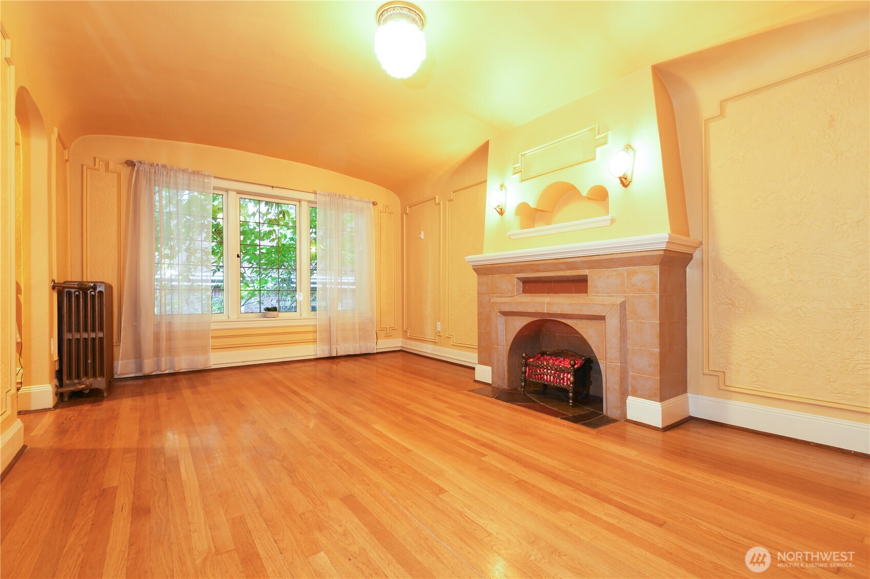 1101 17th Avenue #207, Seattle, WA 98122, photo 2 of 24