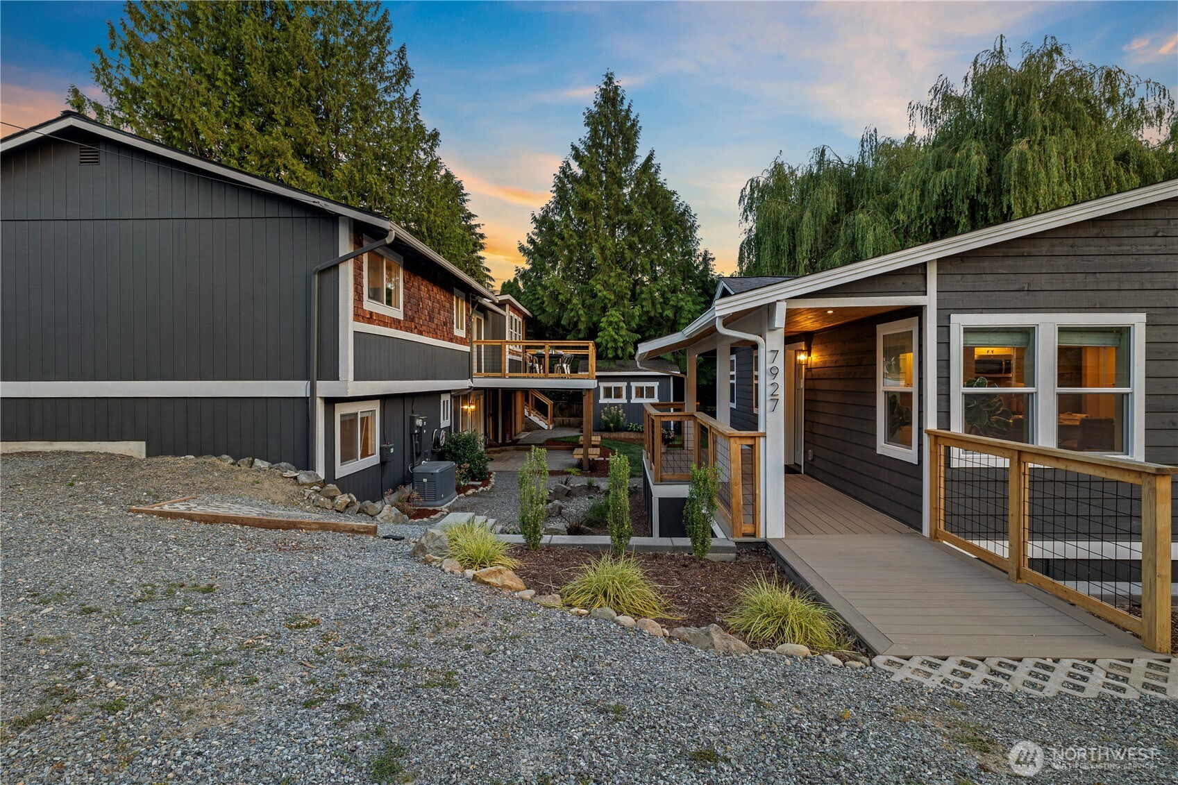 13115 80th Avenue NE, Kirkland, WA 98034, photo 2 of 2