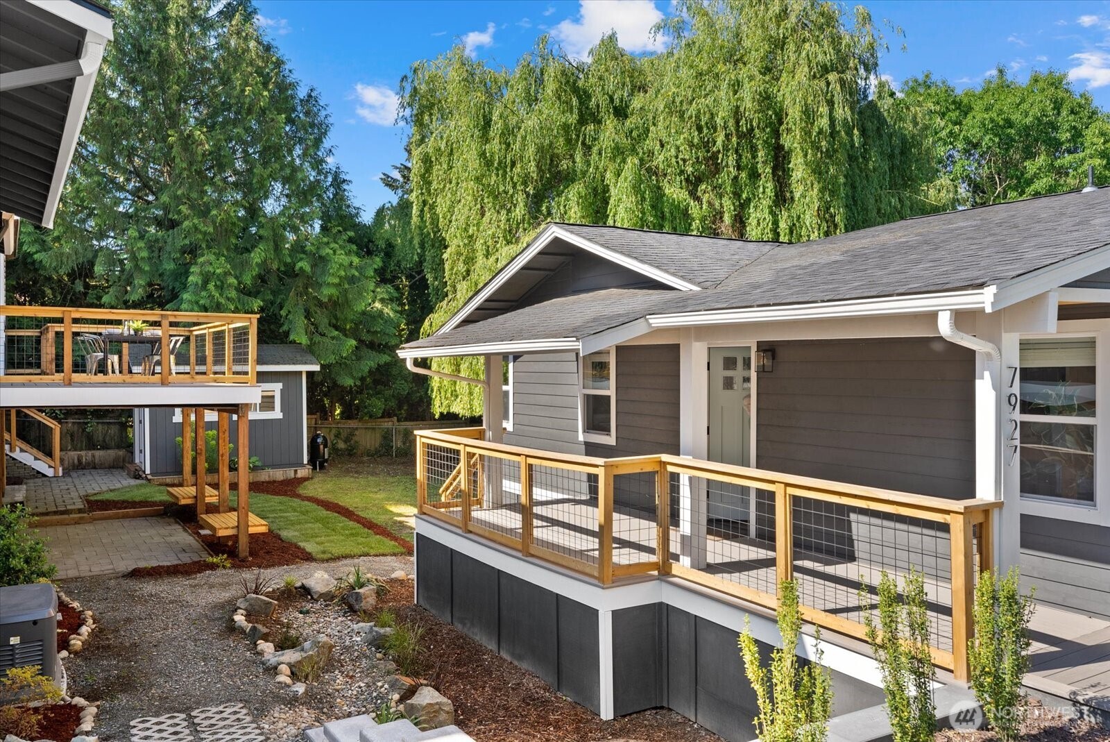 13115 80th Avenue NE, Kirkland, WA 98034, photo 3 of 4