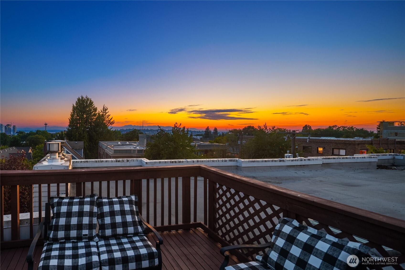 524 12th Avenue E #301