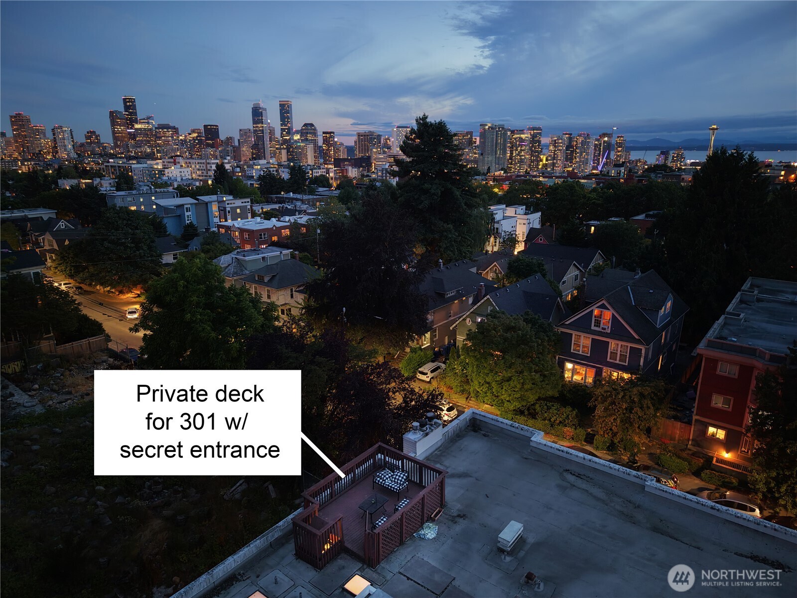 524 12th Avenue E #301, Seattle, WA 98102, photo 2 of 2