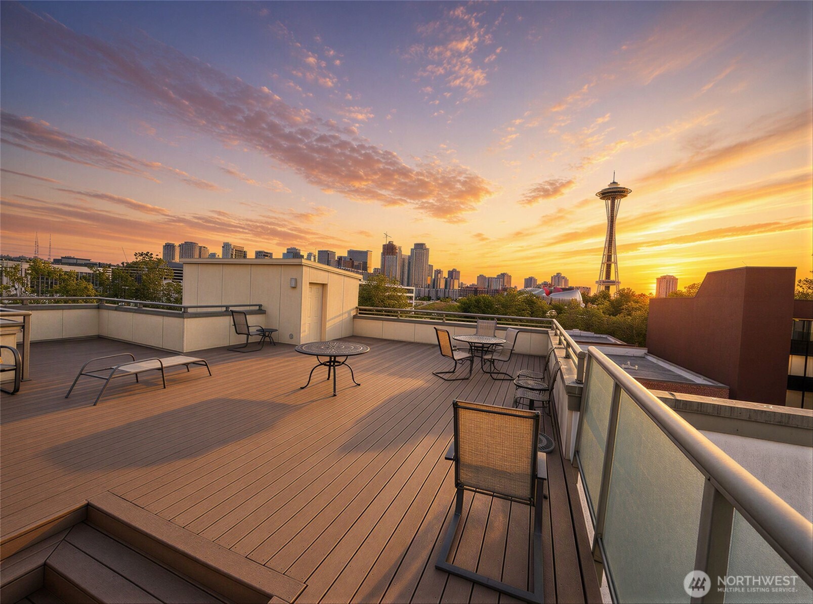 621 5th Avenue N #402