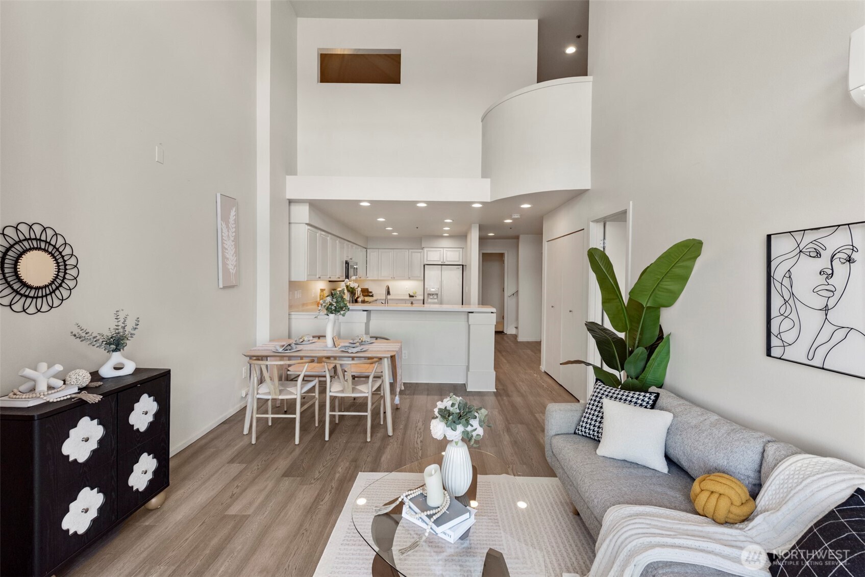 2400 8th Avenue N #1S, Seattle, WA 98109, photo 5 of 38