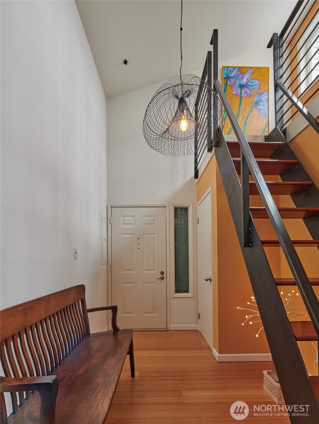 909 N 35TH Street #403, Seattle, WA 98103-8863, photo 4 of 37