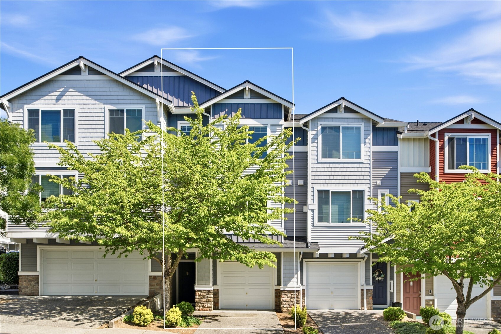 15720 Manor Way #R2, Lynnwood, WA 98087, photo 2 of 2
