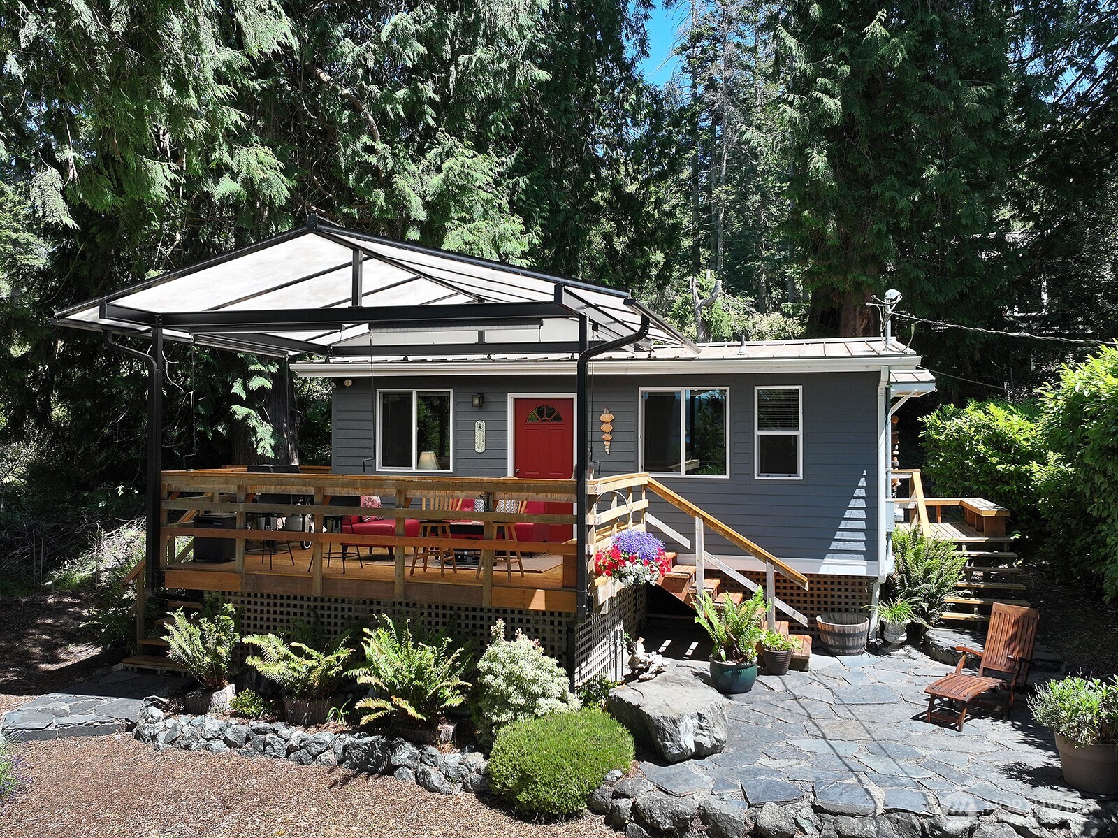 4225 Beach Drive