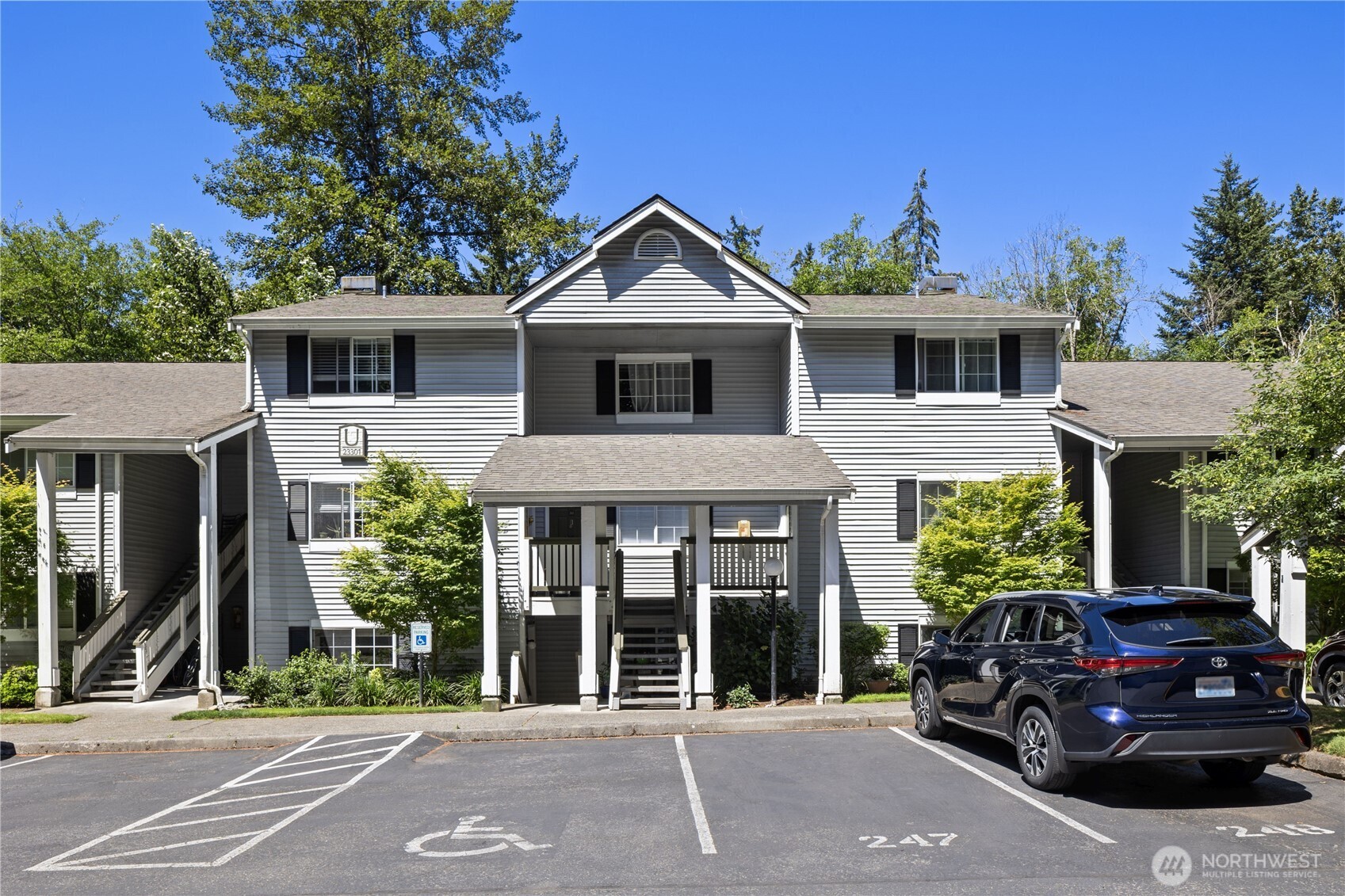 23301 Cedar Way #U102