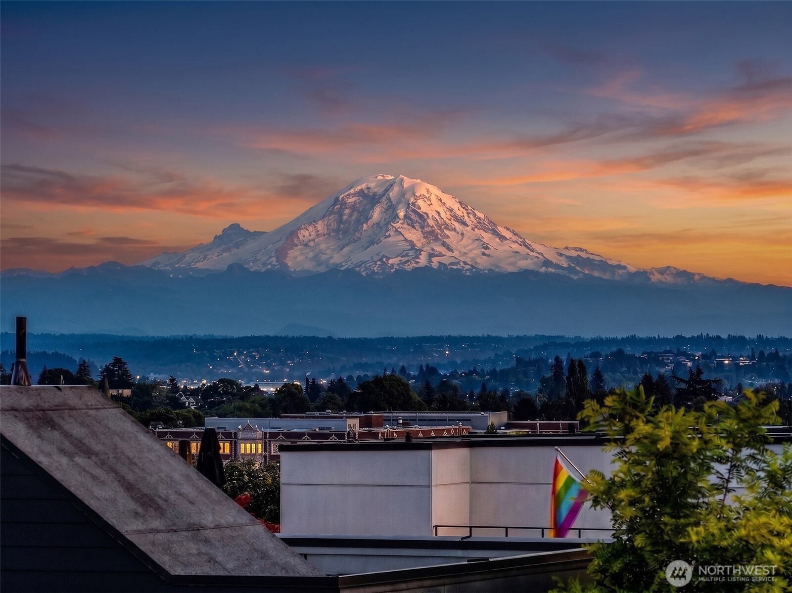 1426 18th Avenue #A, Seattle, WA 98122, photo 2 of 2