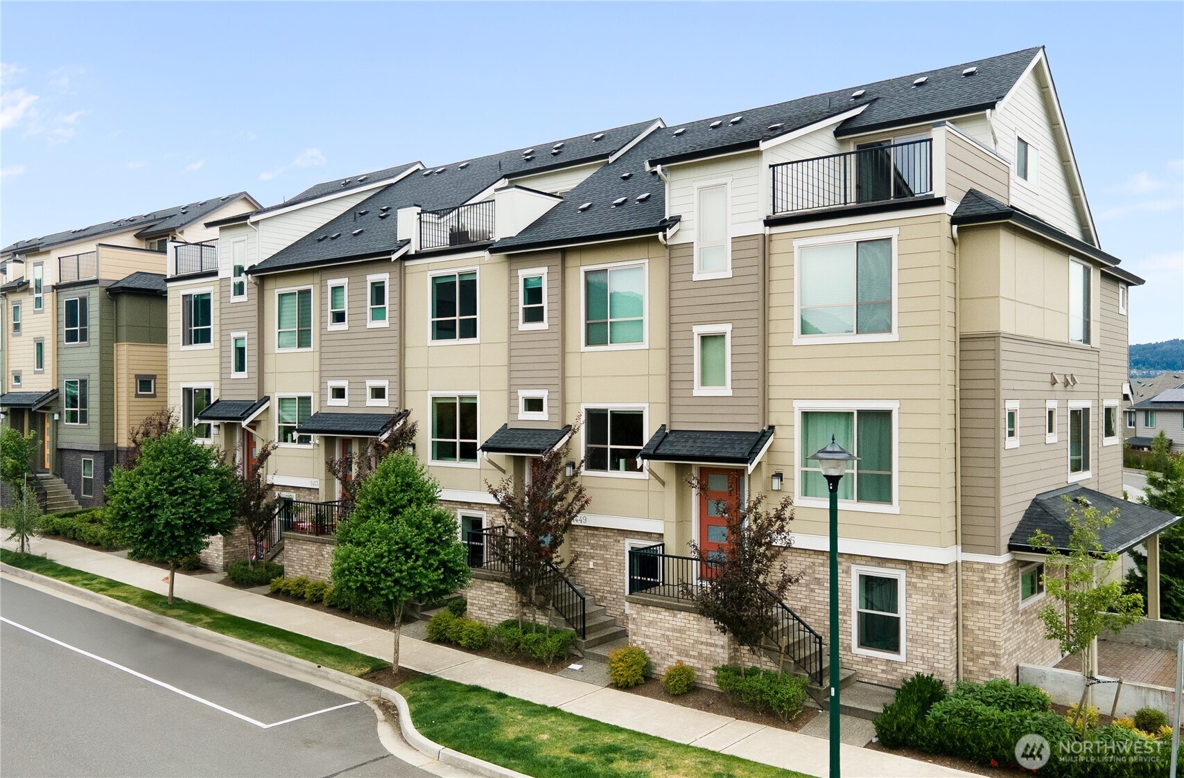 1429 8th Avenue NE #8