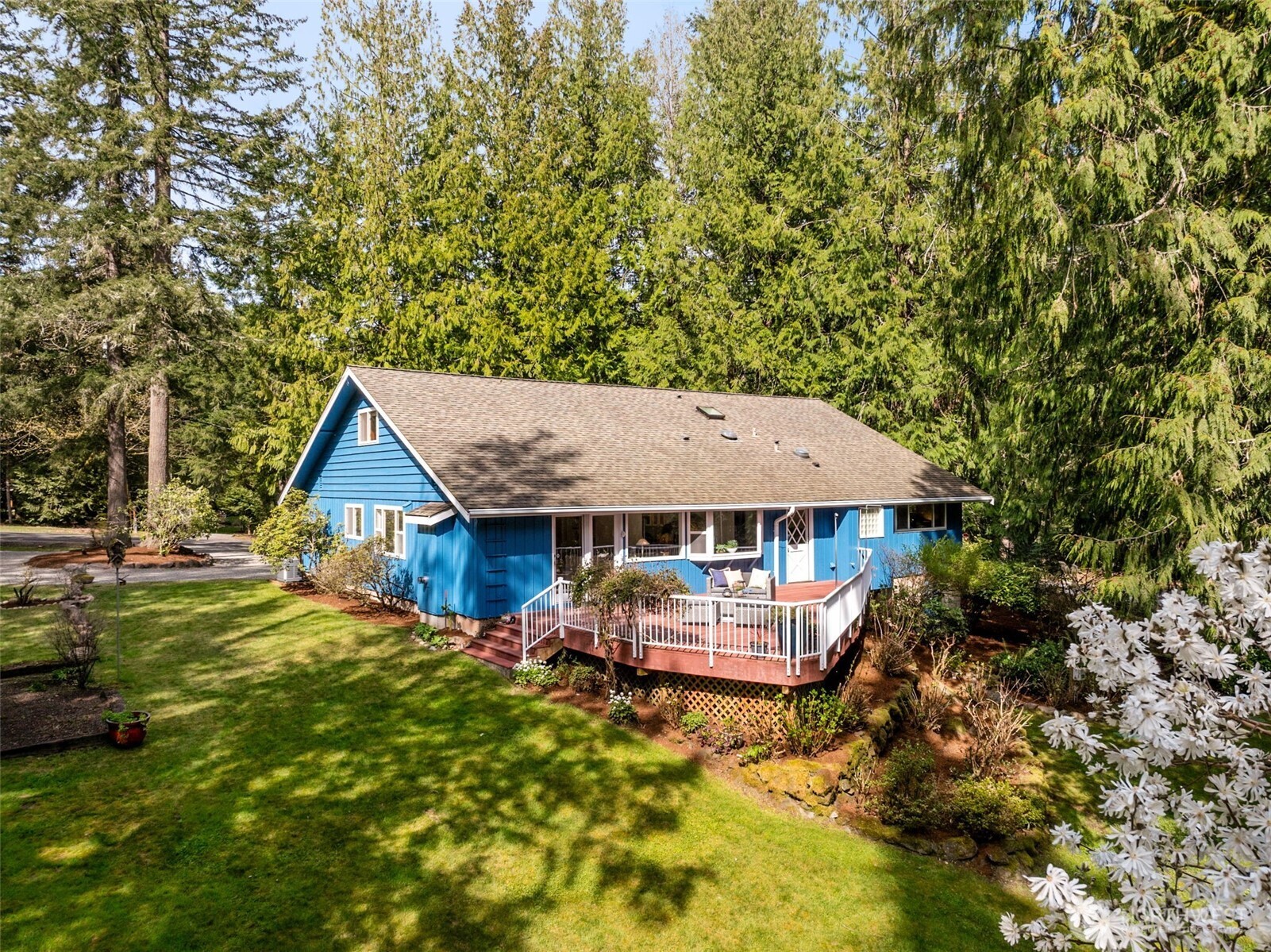 25845 SE 152 Street, Issaquah, WA 98027-8264, photo 2 of 2