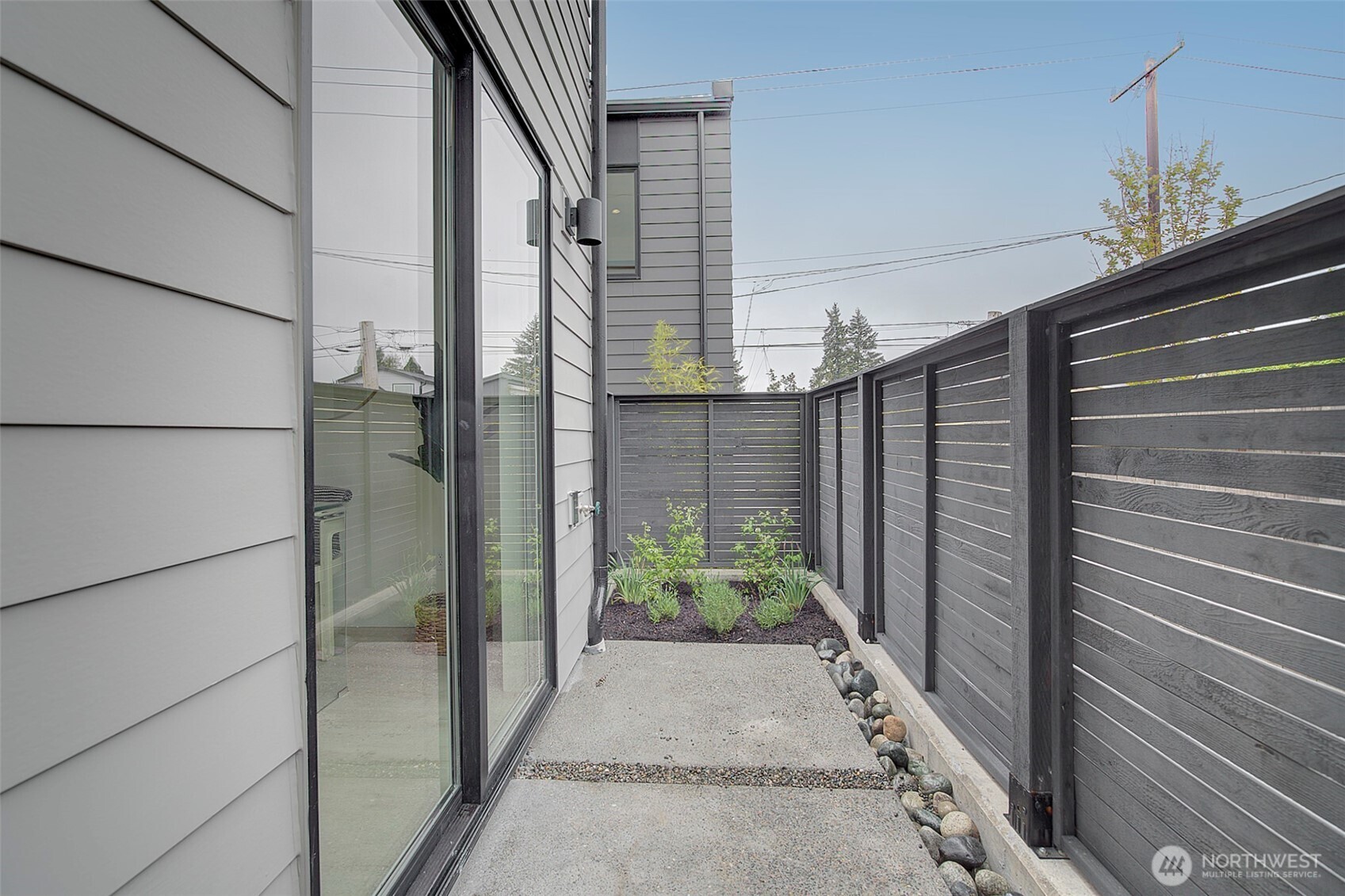 7912 34th Avenue SW #B, Seattle, WA 98126, photo 5 of 17