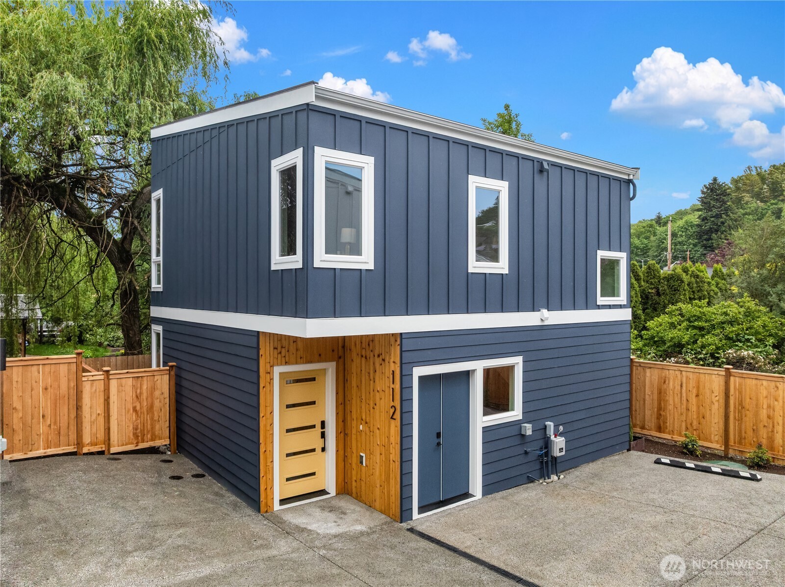 112 29th Avenue E
