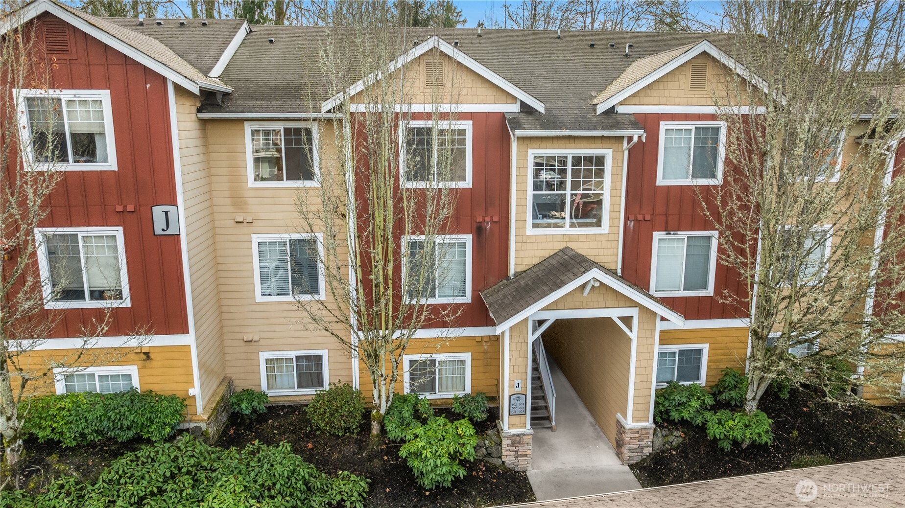 710 240th Way SE #J302
