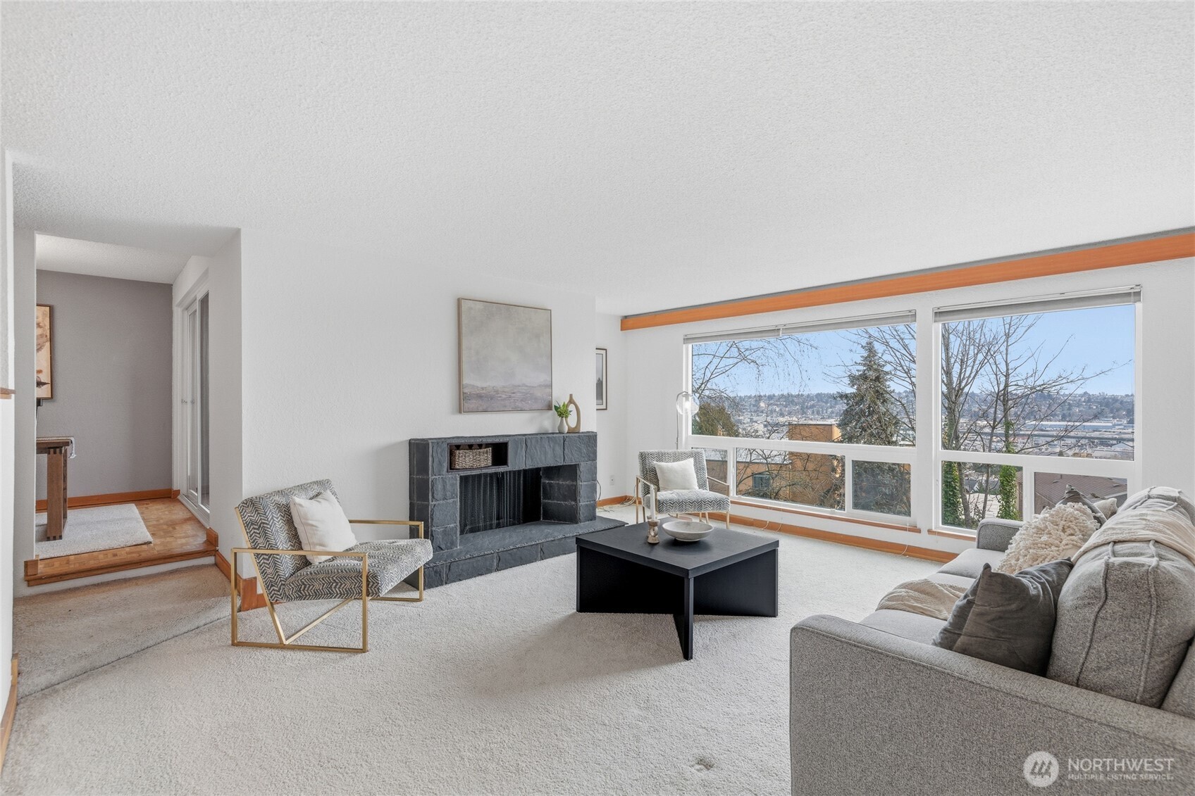 2500 W Manor Place #216, Seattle, WA 98199-2058, photo 2 of 40
