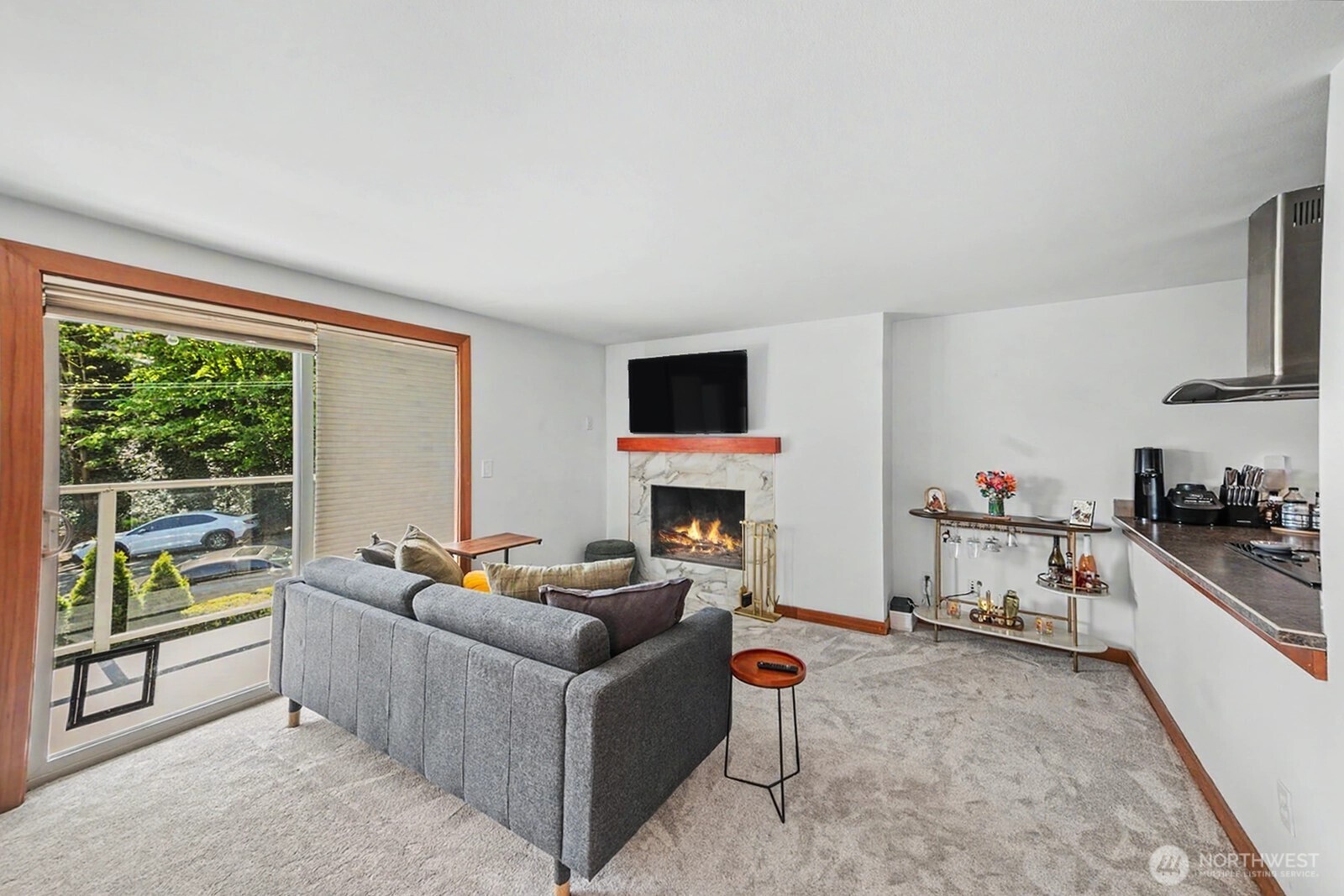 1730 Taylor Avenue N #302, Seattle, WA 98109, photo 4 of 20