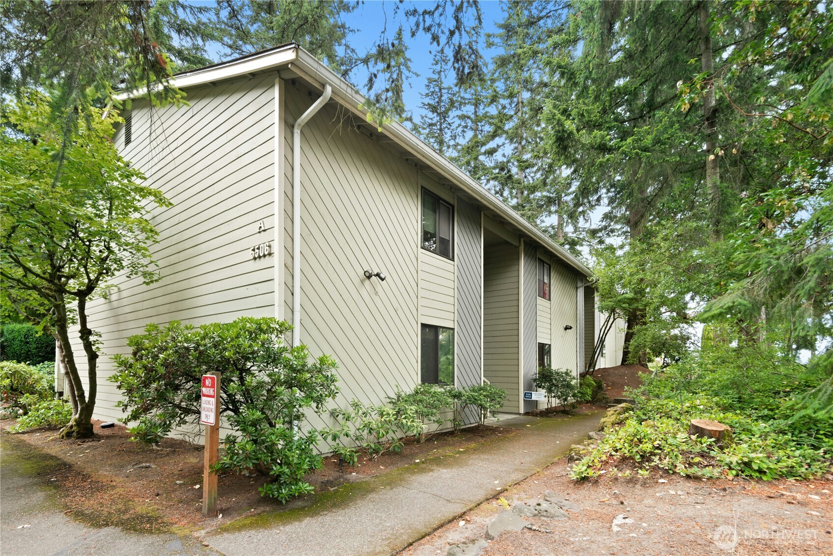5506 220th St SW #A102, Mountlake Terrace, WA 98043, photo 2 of 2