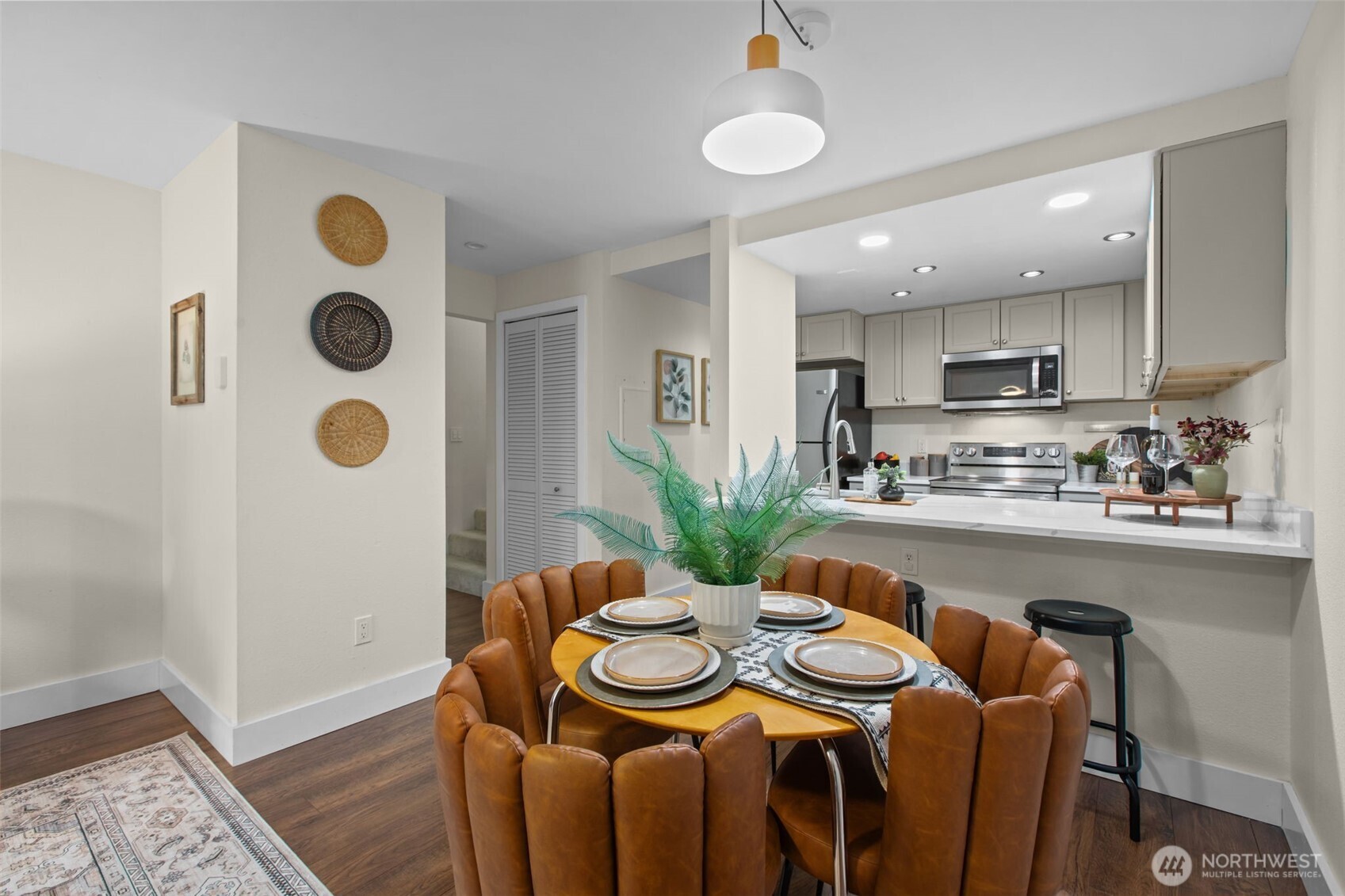 8800 20th Avenue NE #B208, Seattle, WA 98115, photo 5 of 37