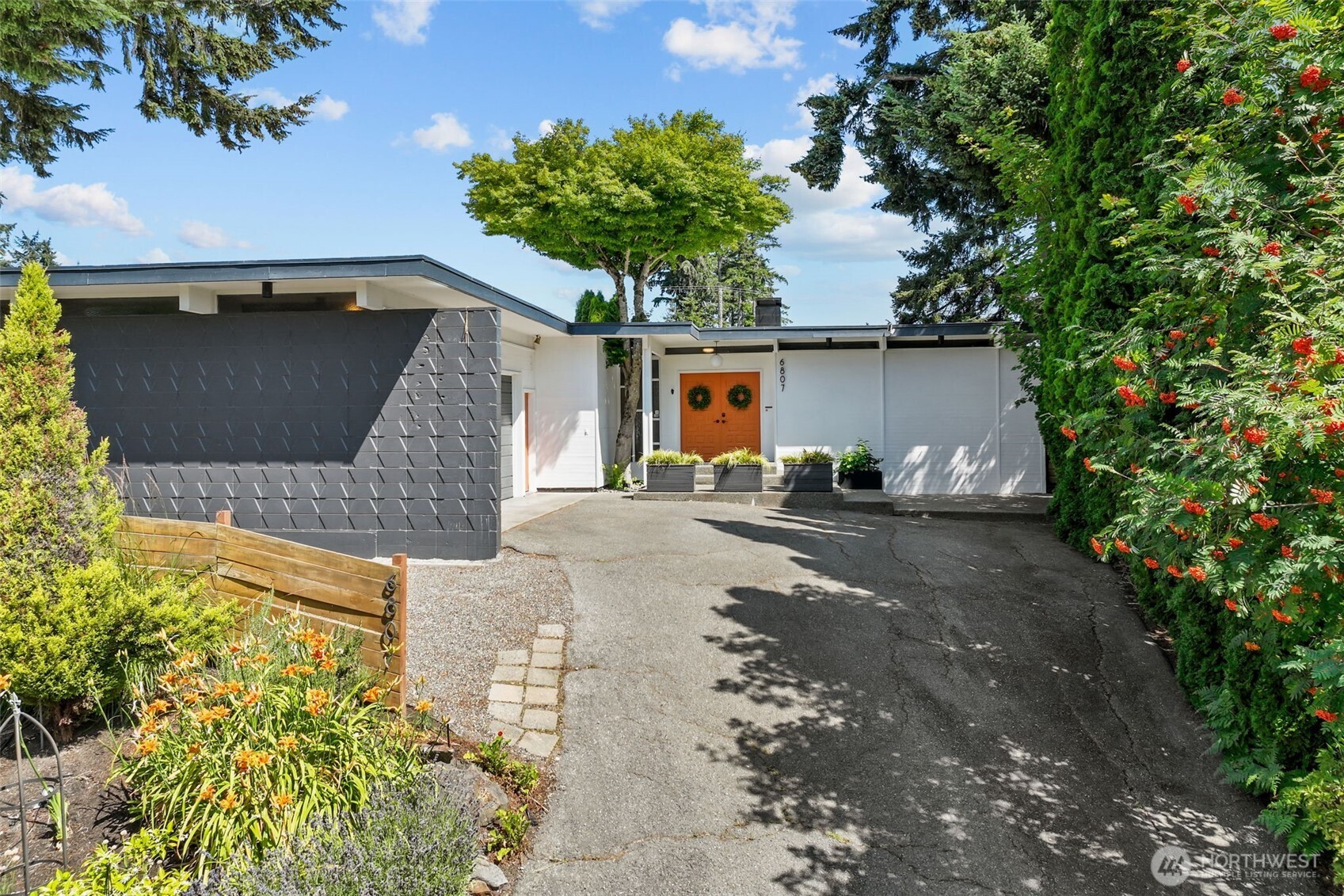 6807 44th Street Court W