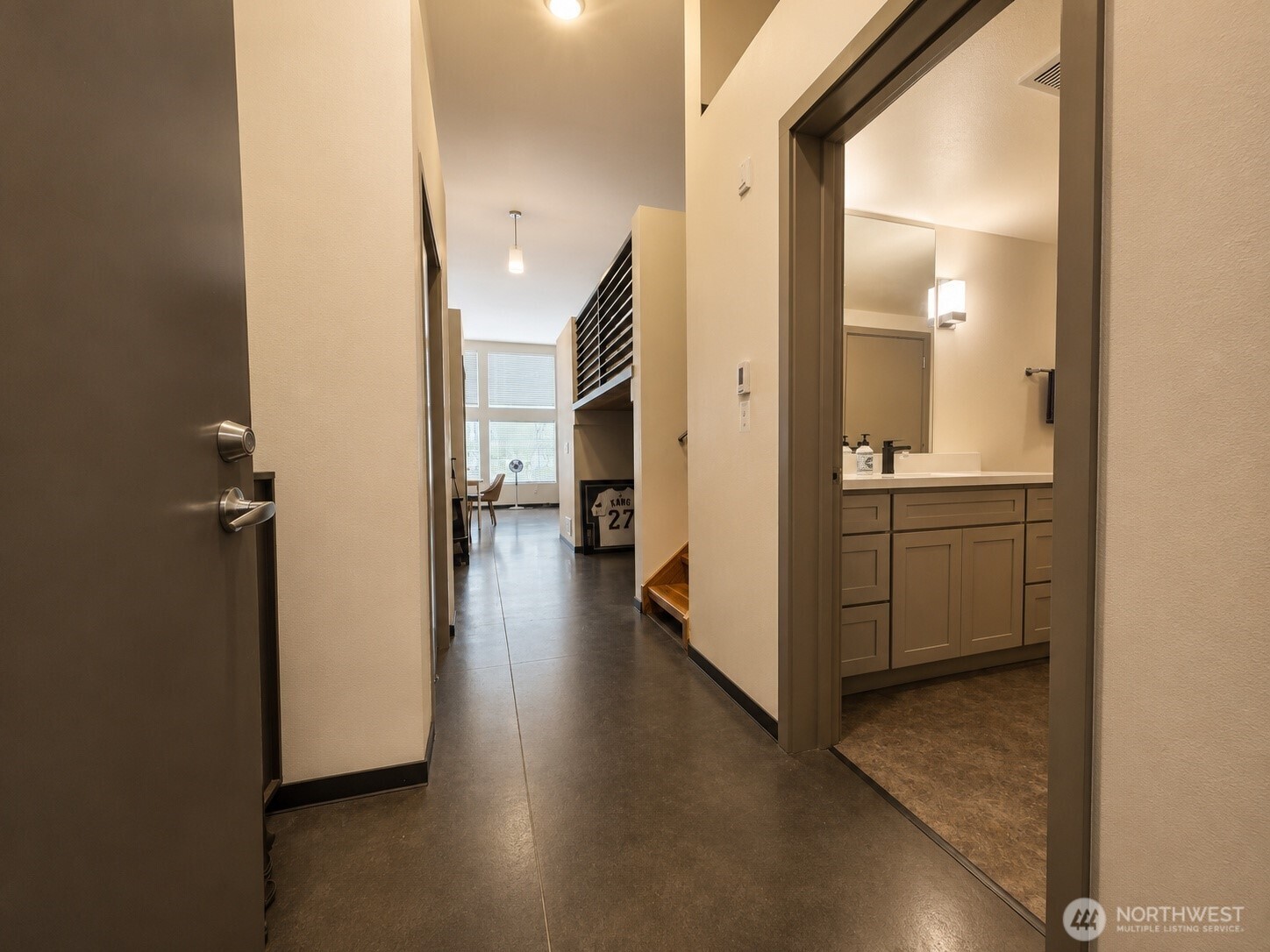 4422 Bagley Avenue N #204, Seattle, WA 98103, photo 5 of 15