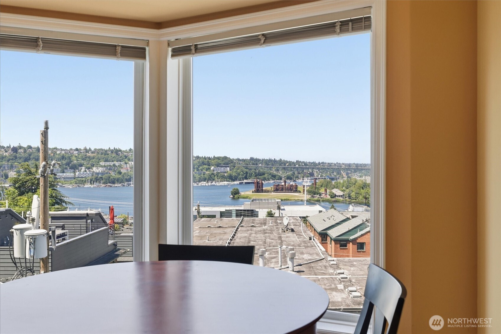 2713 Boylston Avenue E #201, Seattle, WA 98102, photo 5 of 36
