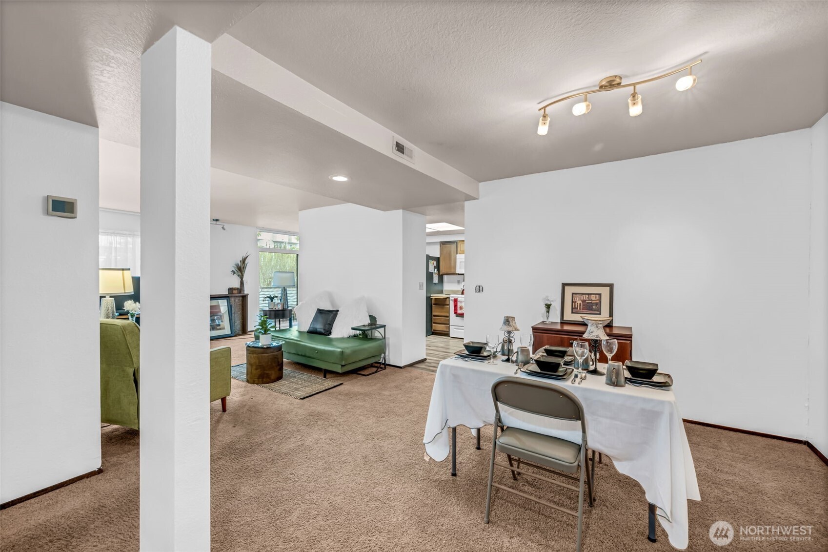 11300 1st Avenue NE #115, Seattle, WA 98125, photo 3 of 40