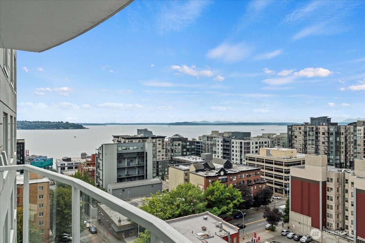 121 Vine Street #1404, Seattle, WA 98121, listed at Arbor Place