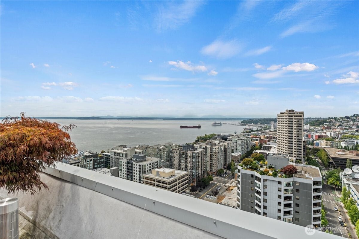 121 Vine Street #1404, Seattle, WA 98121, photo 4 of 40