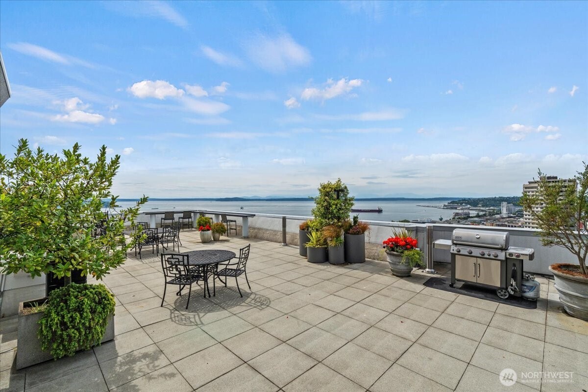 121 Vine Street #1404, Seattle, WA 98121, photo 5 of 40